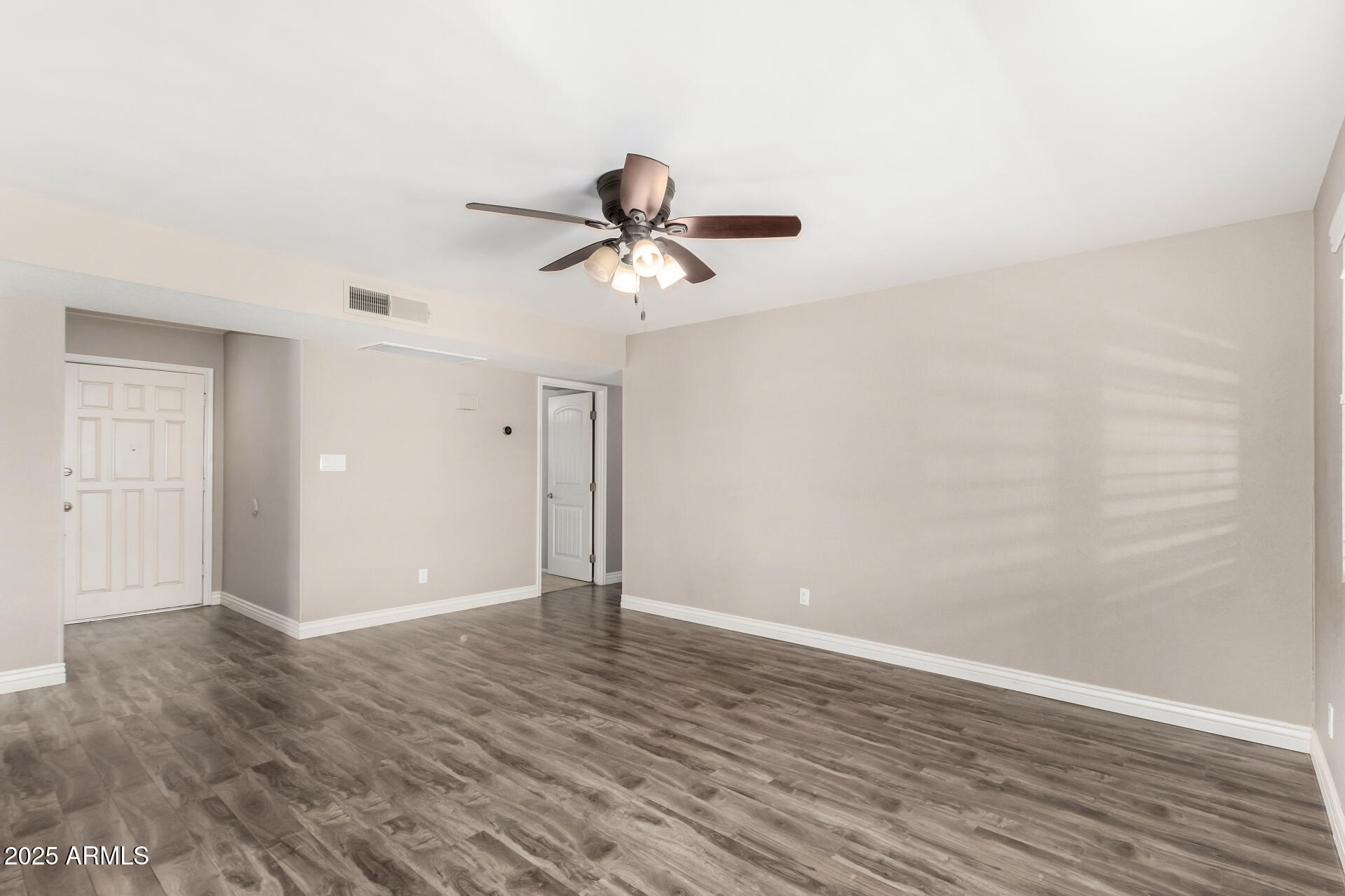 1215 W DUBLIN Street