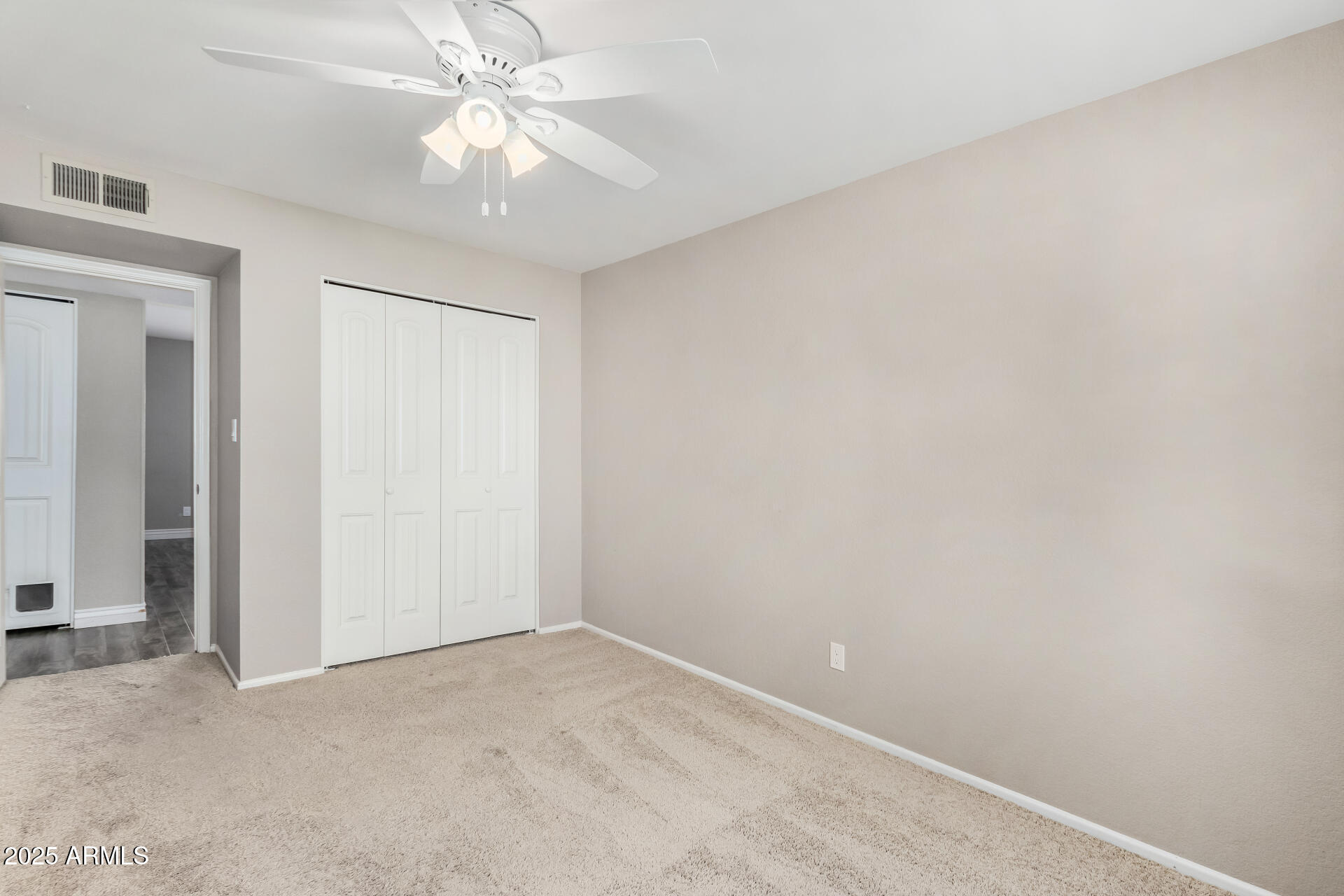 1215 W DUBLIN Street