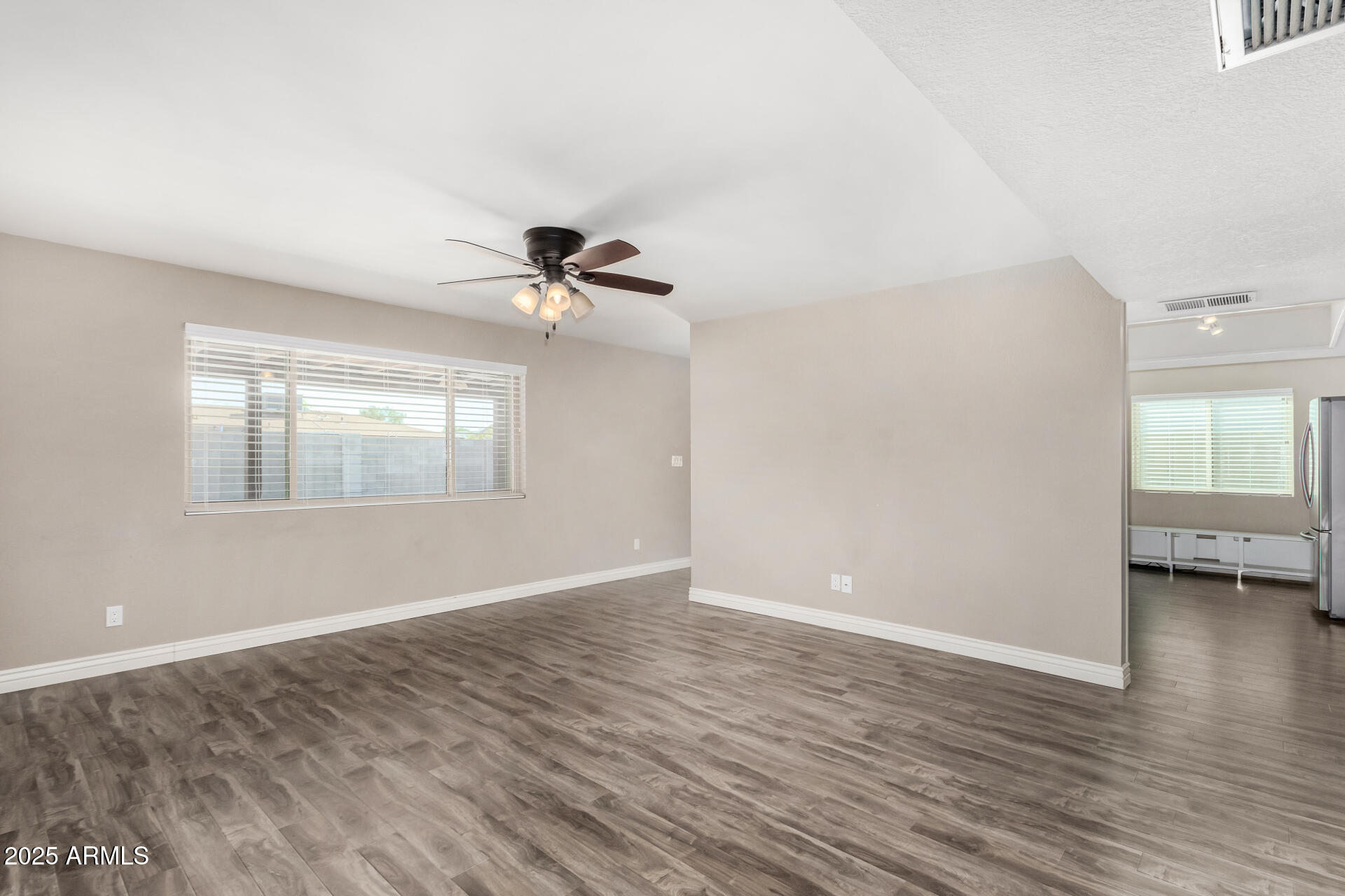 1215 W DUBLIN Street