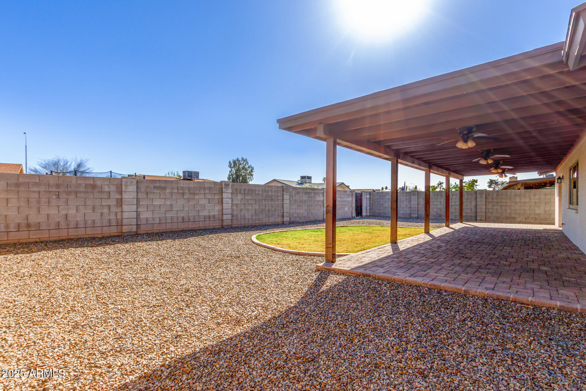 1215 W DUBLIN Street