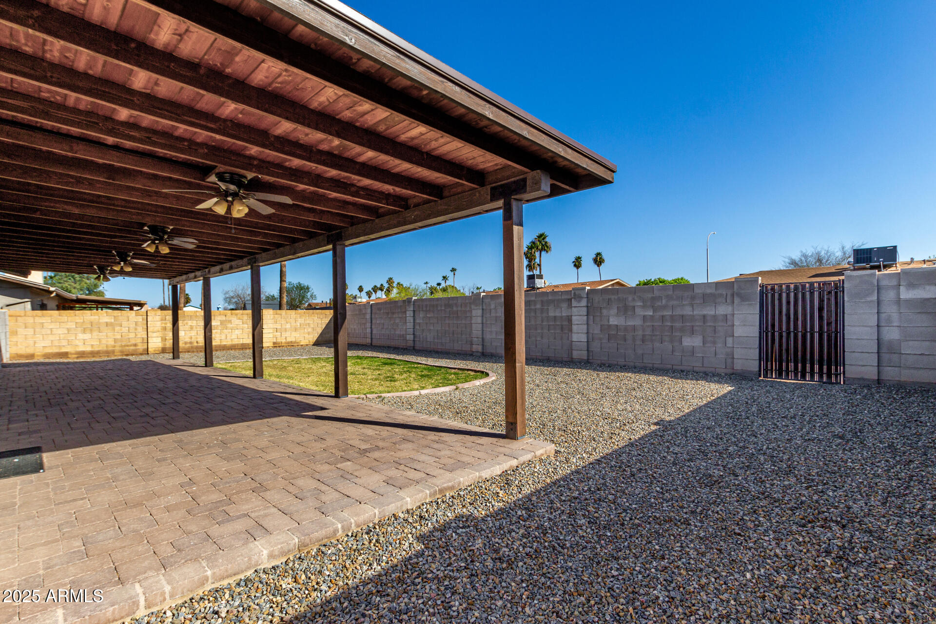 1215 W DUBLIN Street