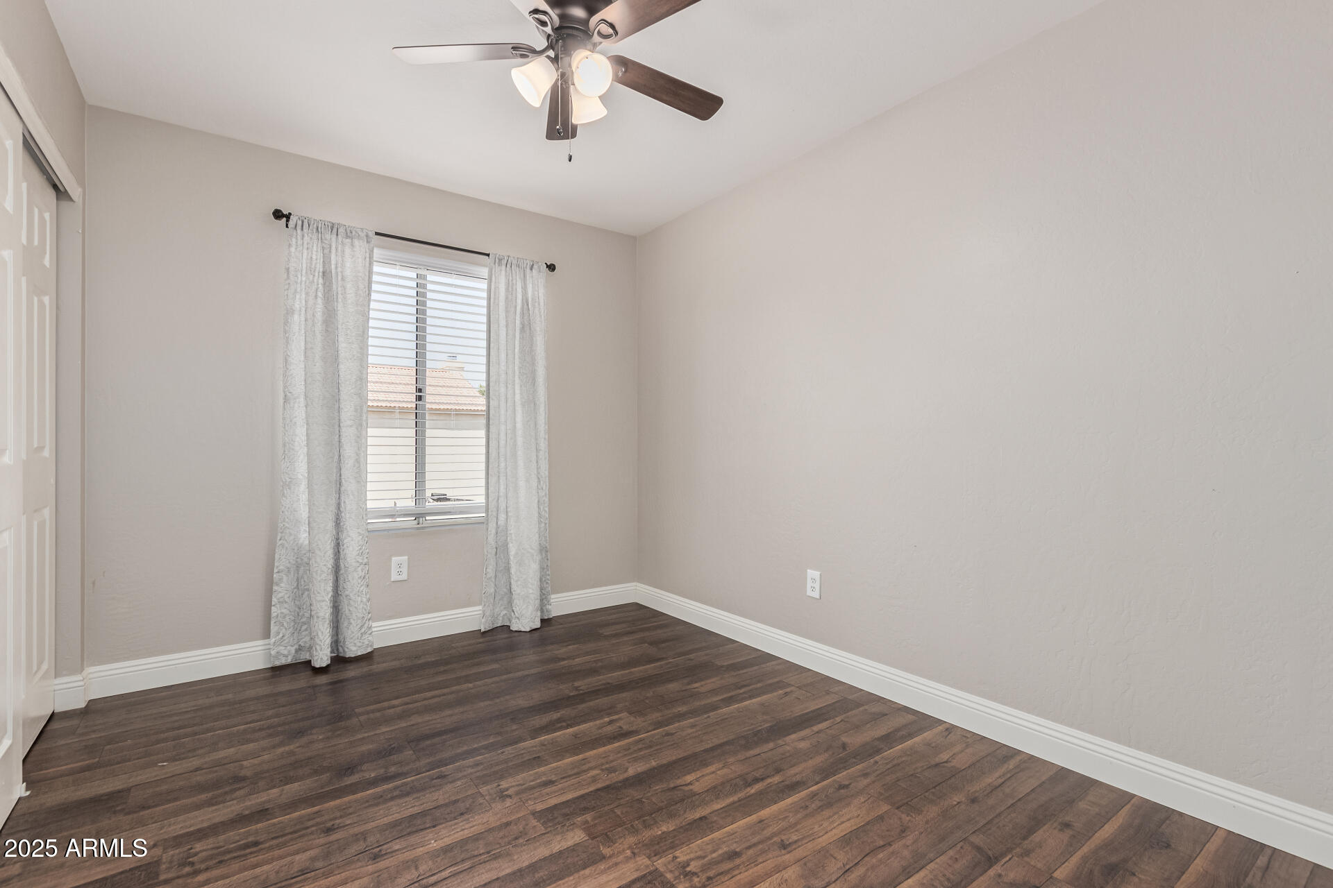 439 N COBBLESTONE Street