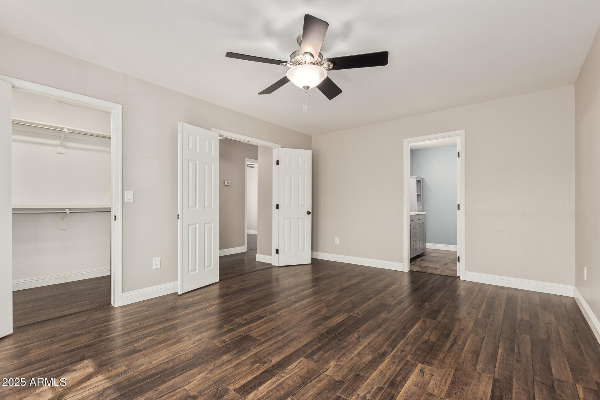 439 N COBBLESTONE Street