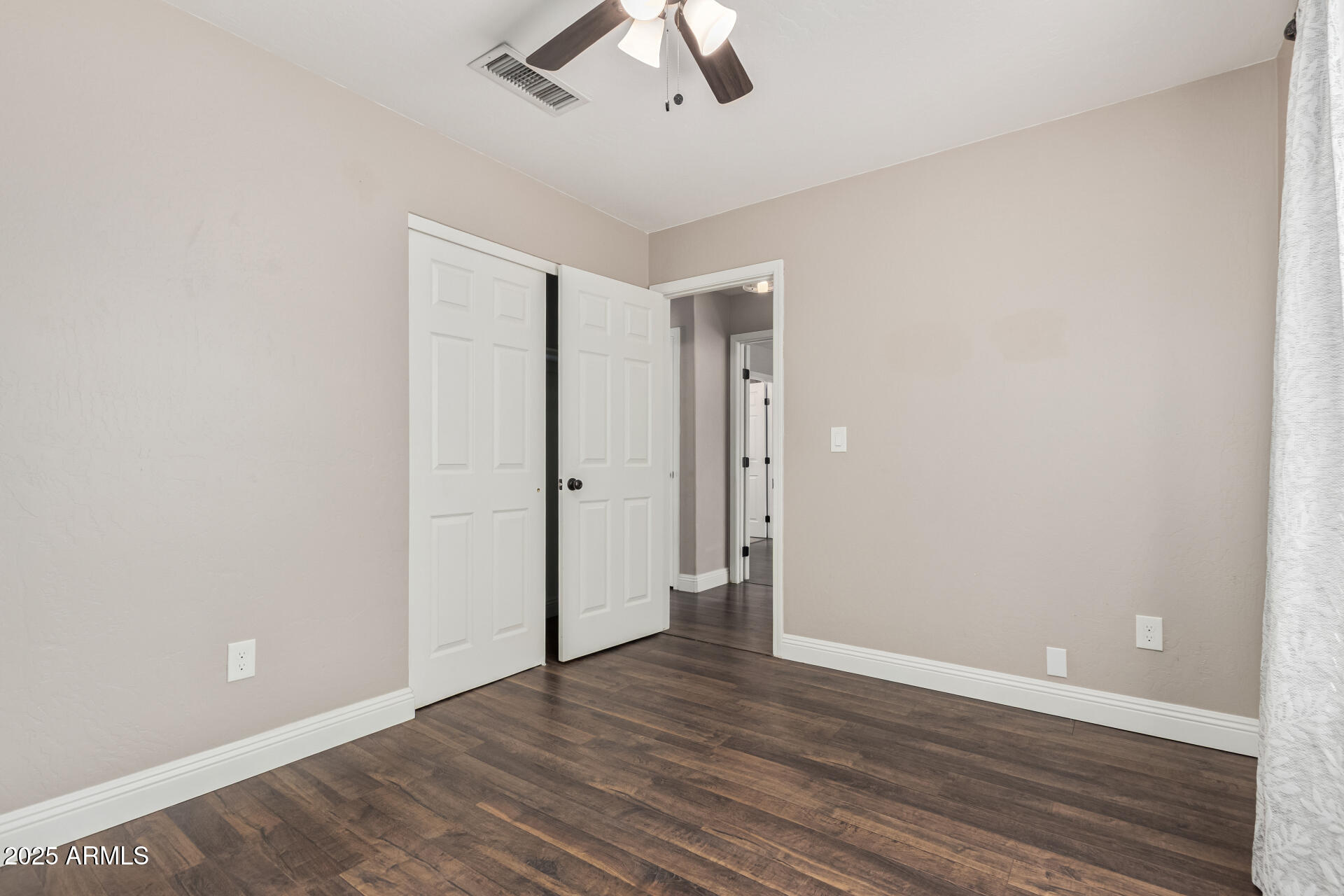 439 N COBBLESTONE Street