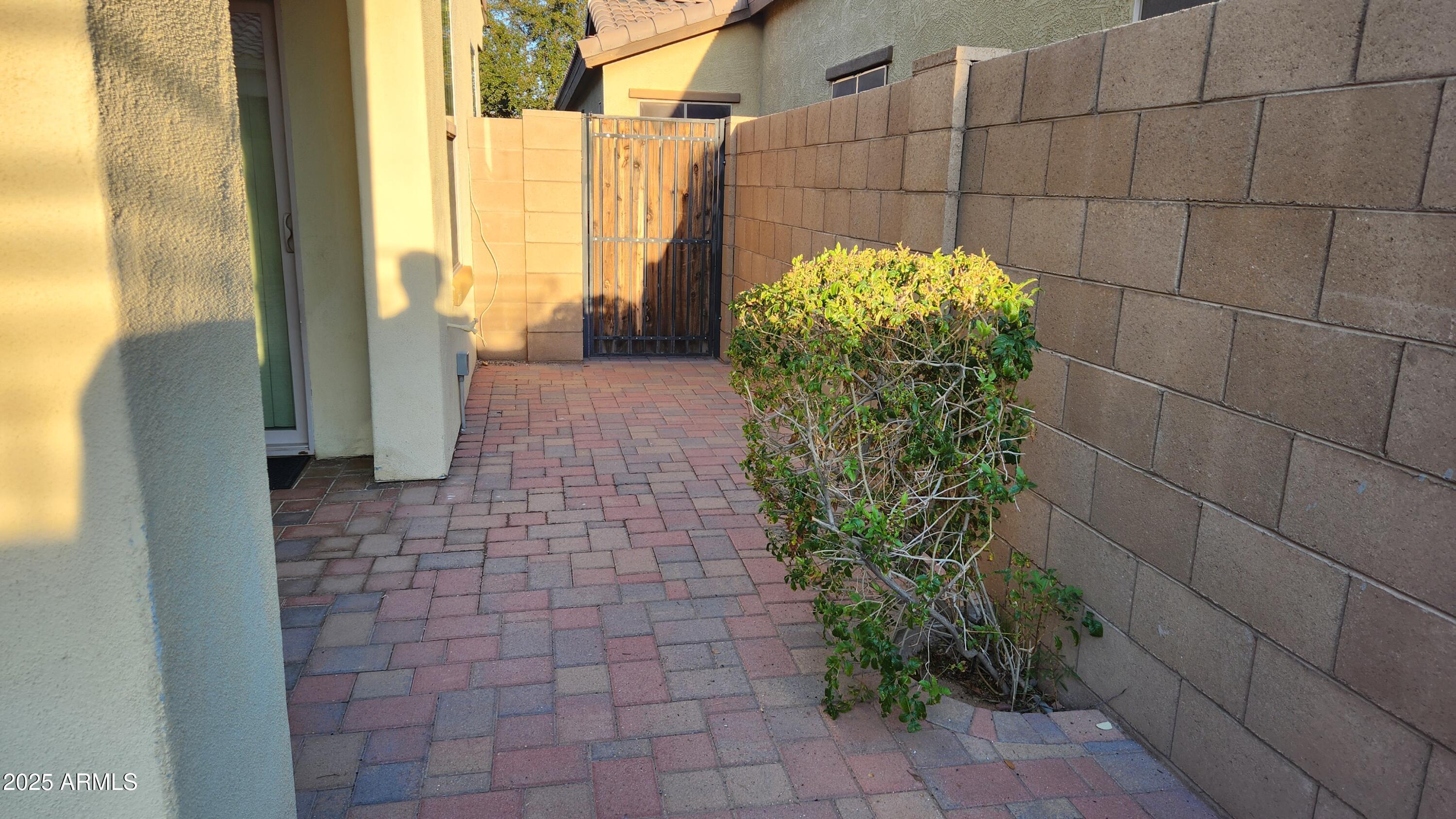 3522 S Washington Street