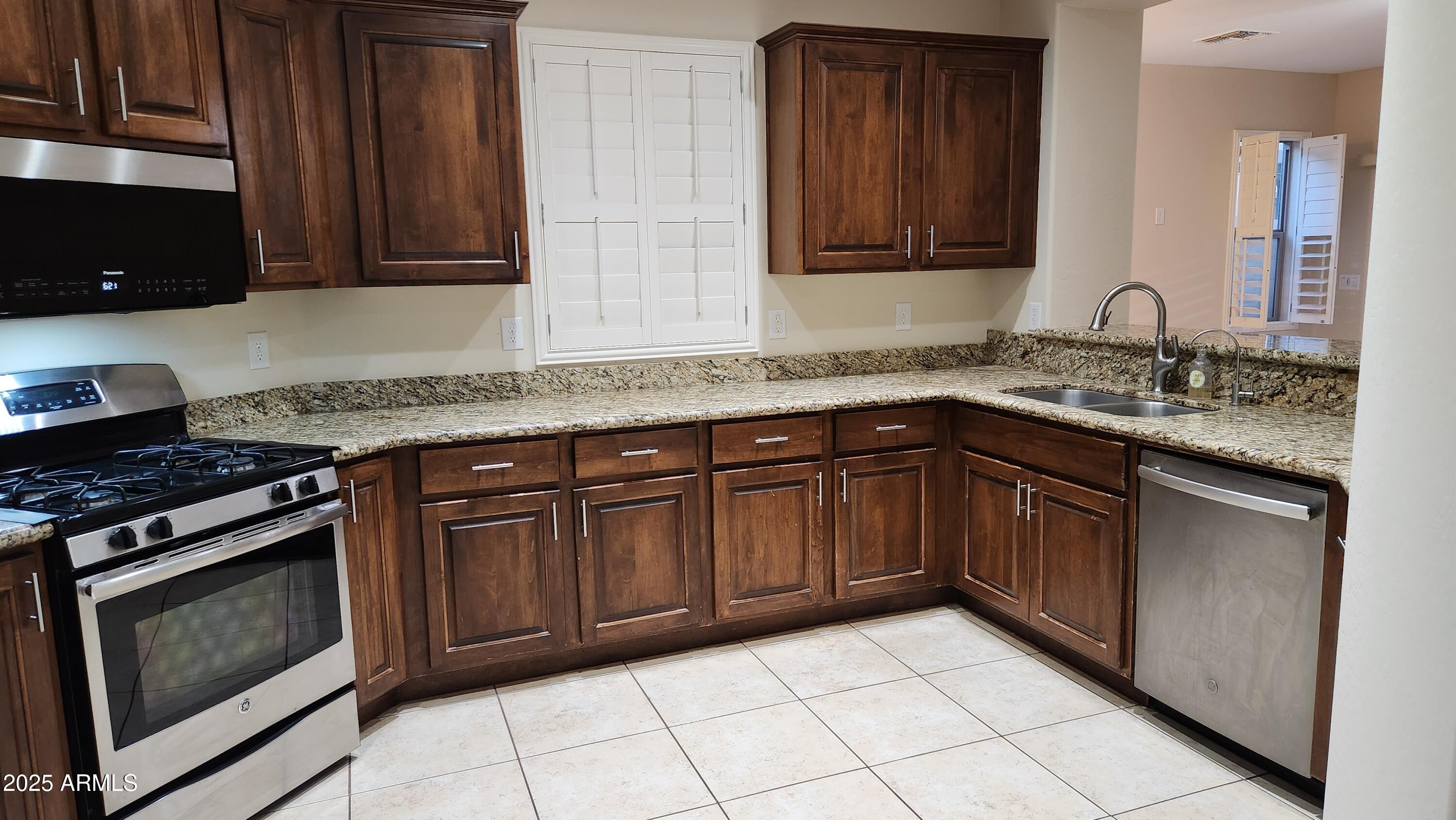 3522 S Washington Street