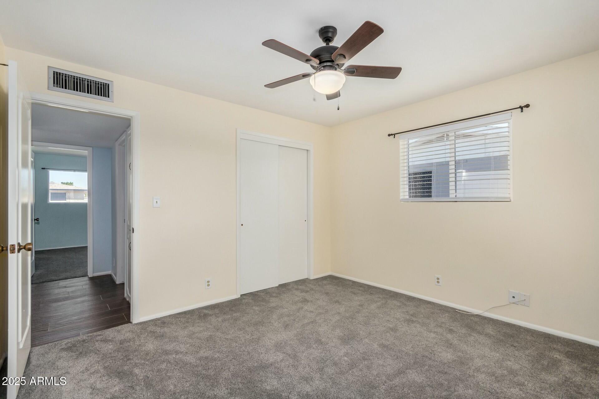 5865 E ANAHEIM Street