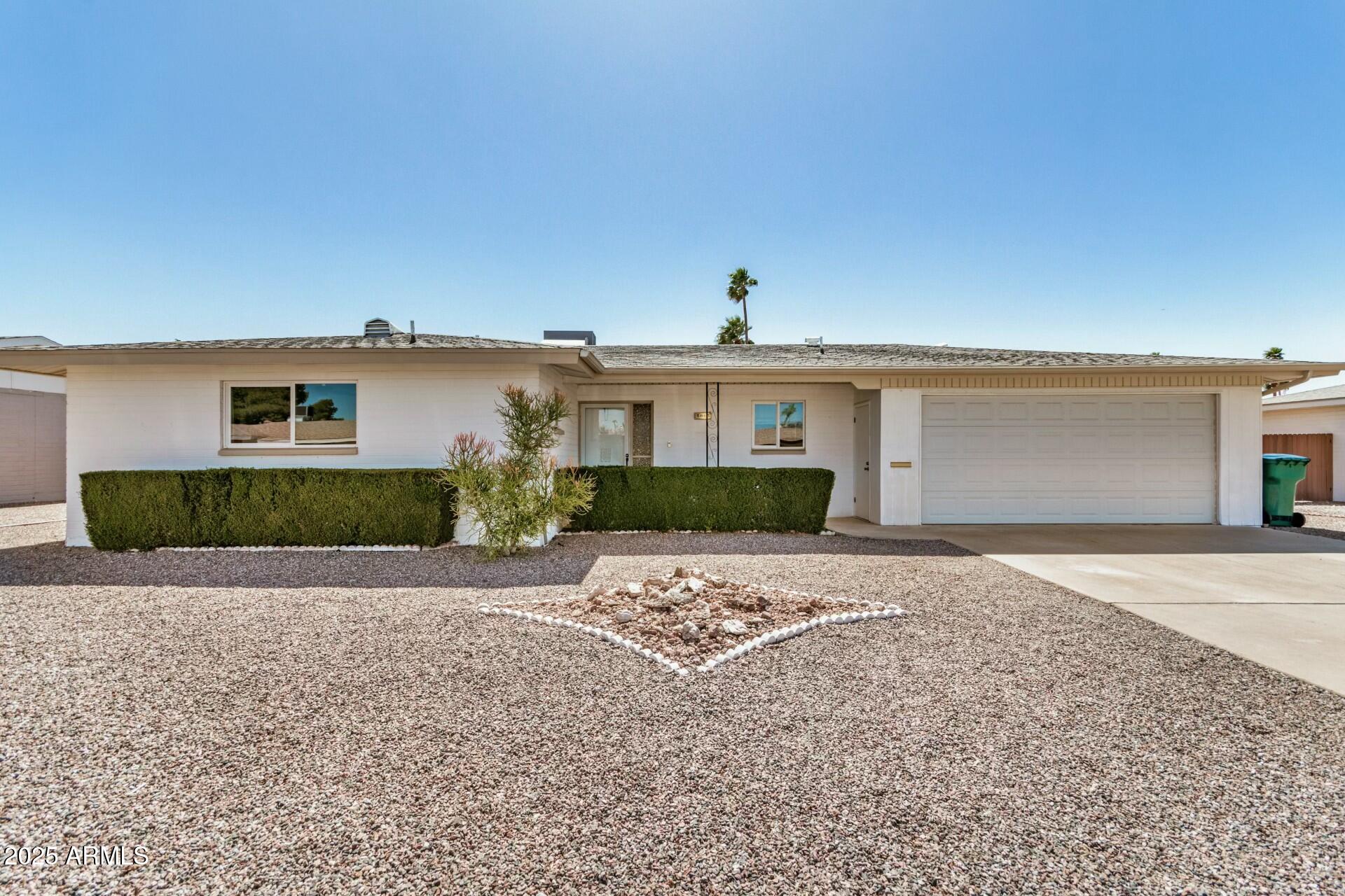 5865 E ANAHEIM Street