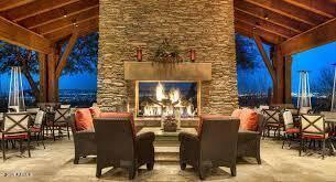 10558 E Meadowhill Drive