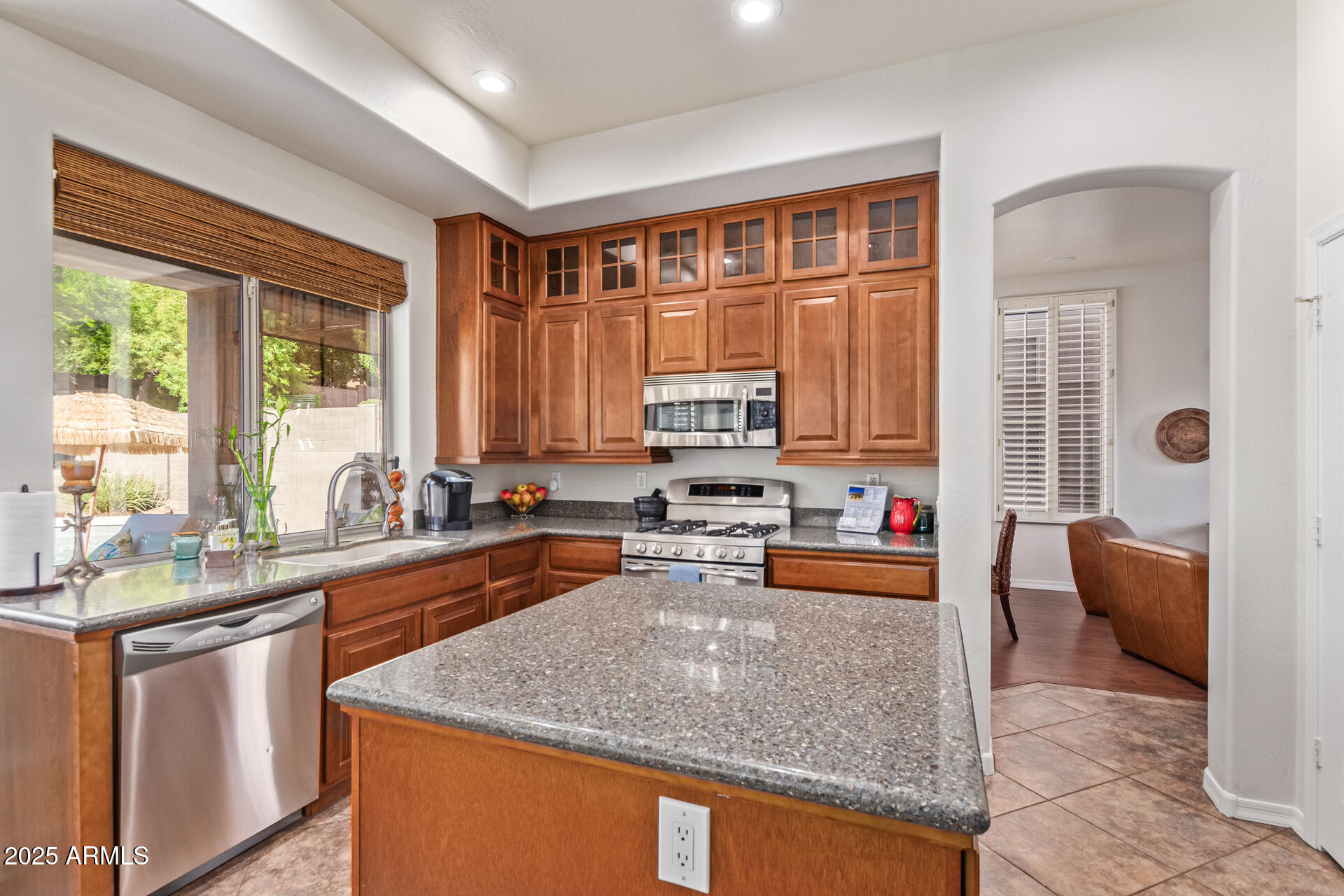 10558 E Meadowhill Drive