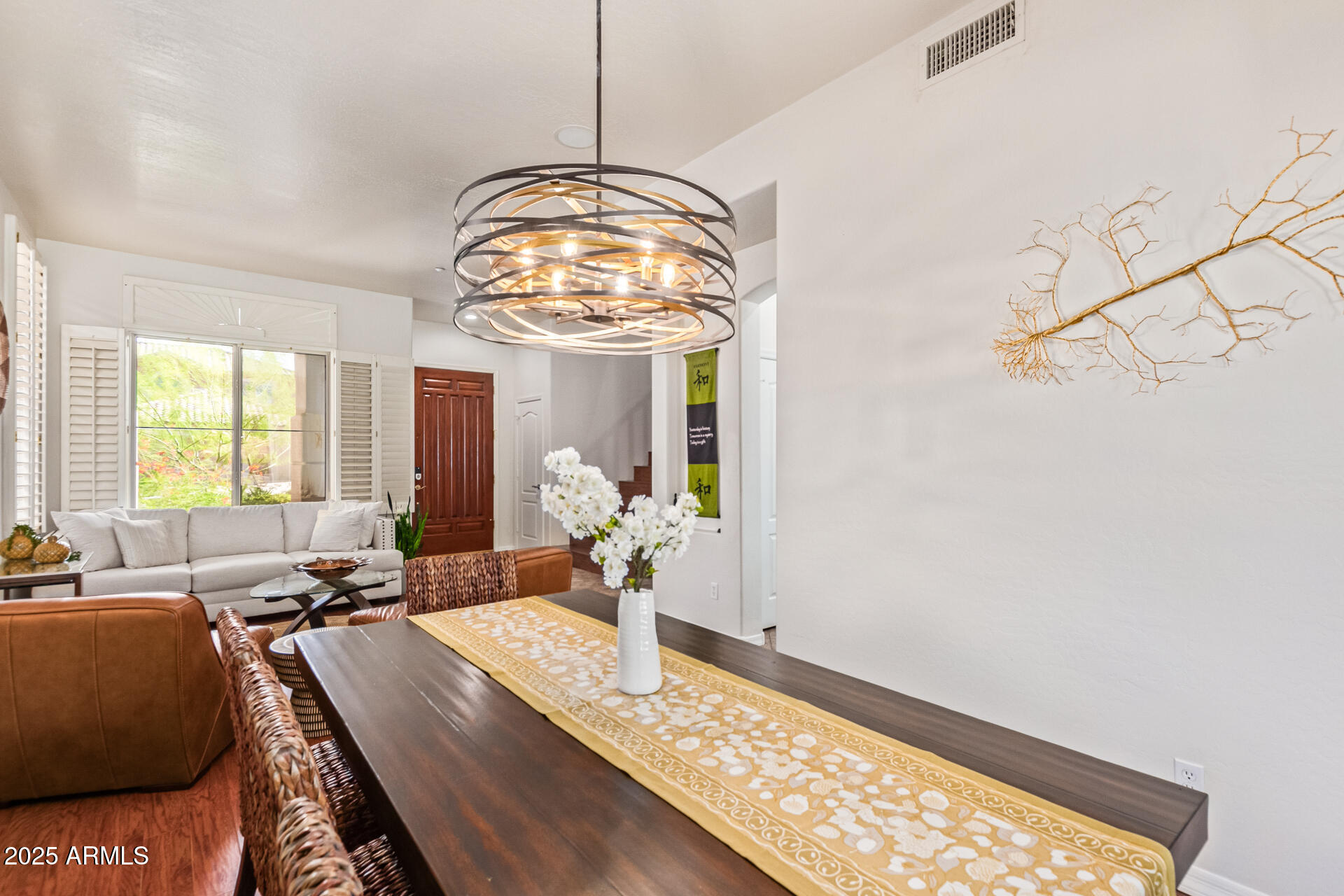 10558 E Meadowhill Drive