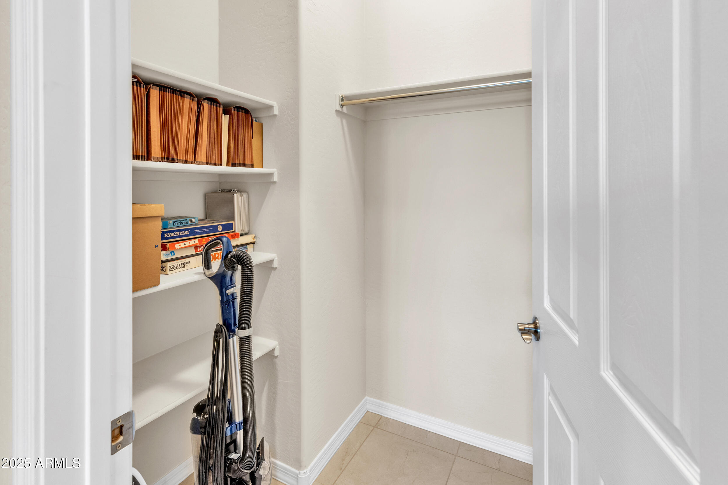 5857 W CACTUS WREN Way