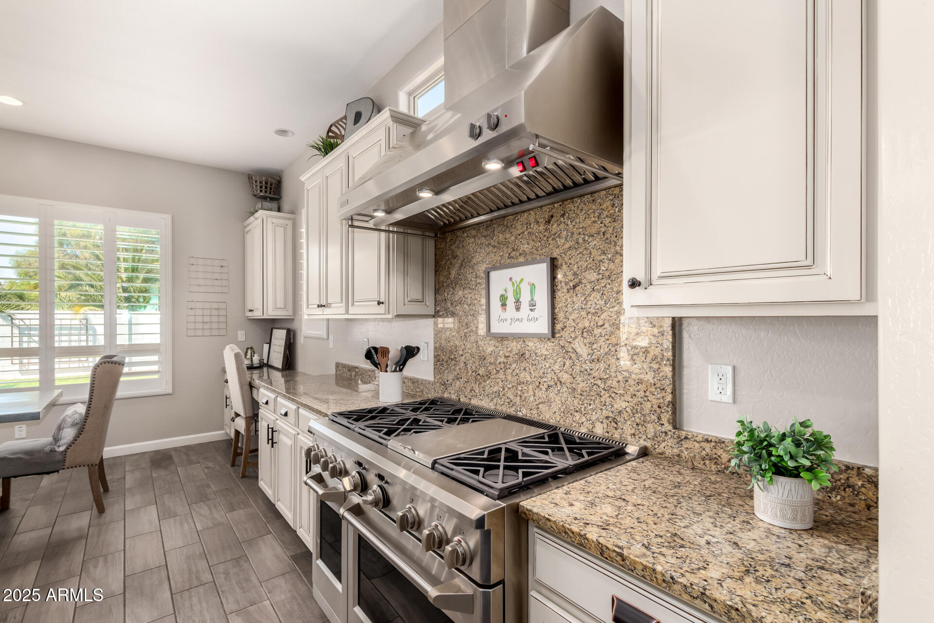 5114 S LEISURE Court