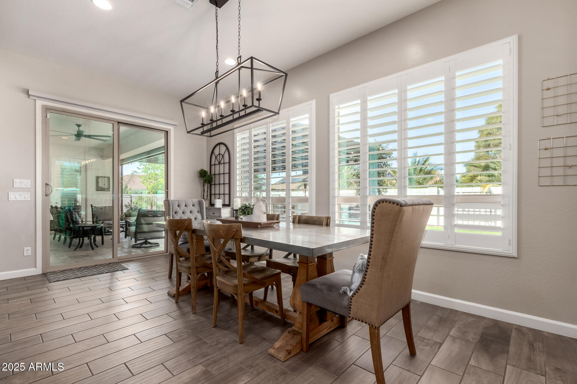 5114 S LEISURE Court