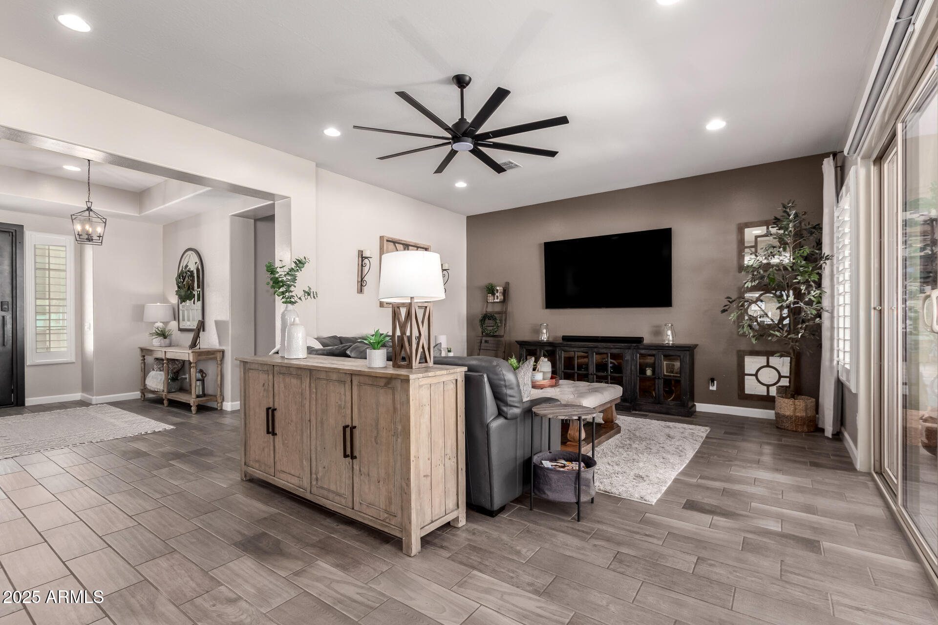 5114 S LEISURE Court