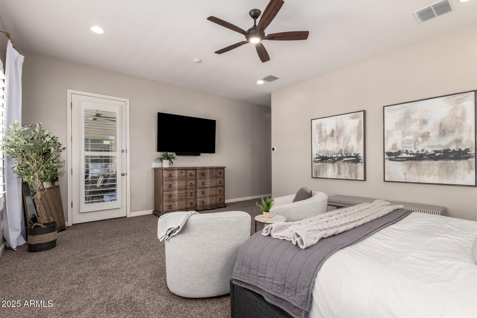 5114 S LEISURE Court