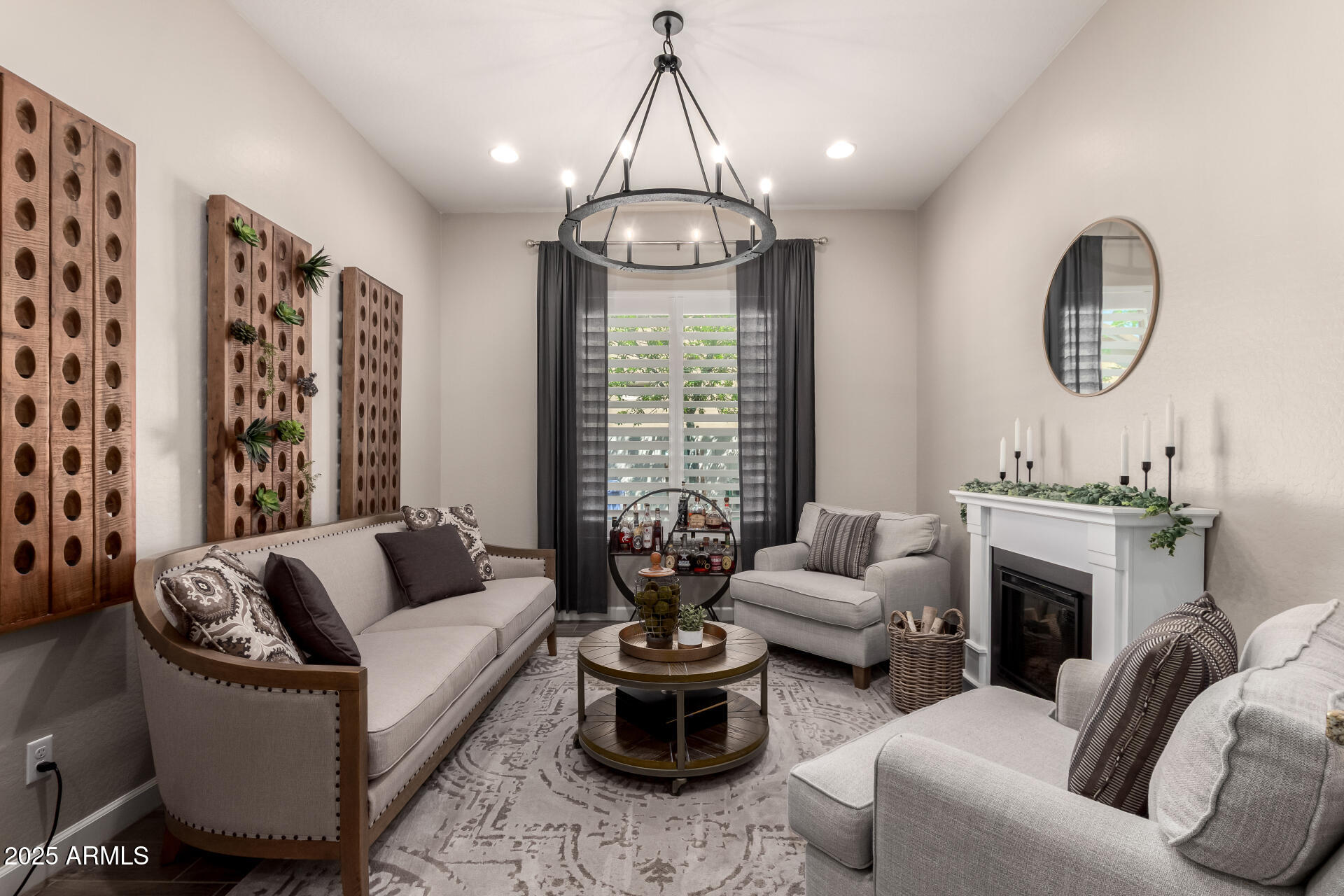 5114 S LEISURE Court