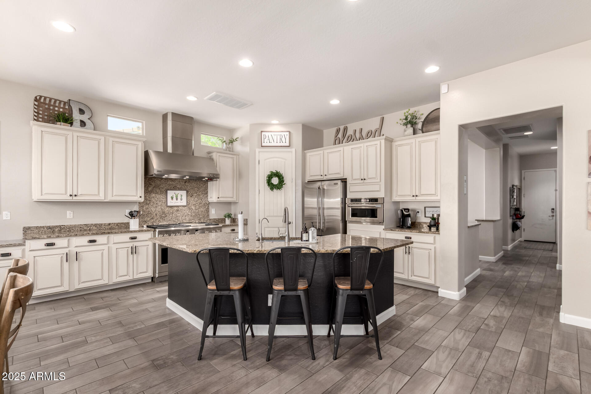 5114 S LEISURE Court