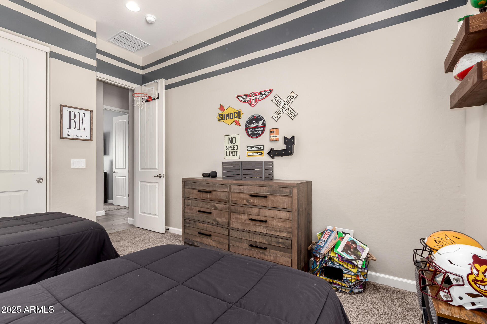 5114 S LEISURE Court