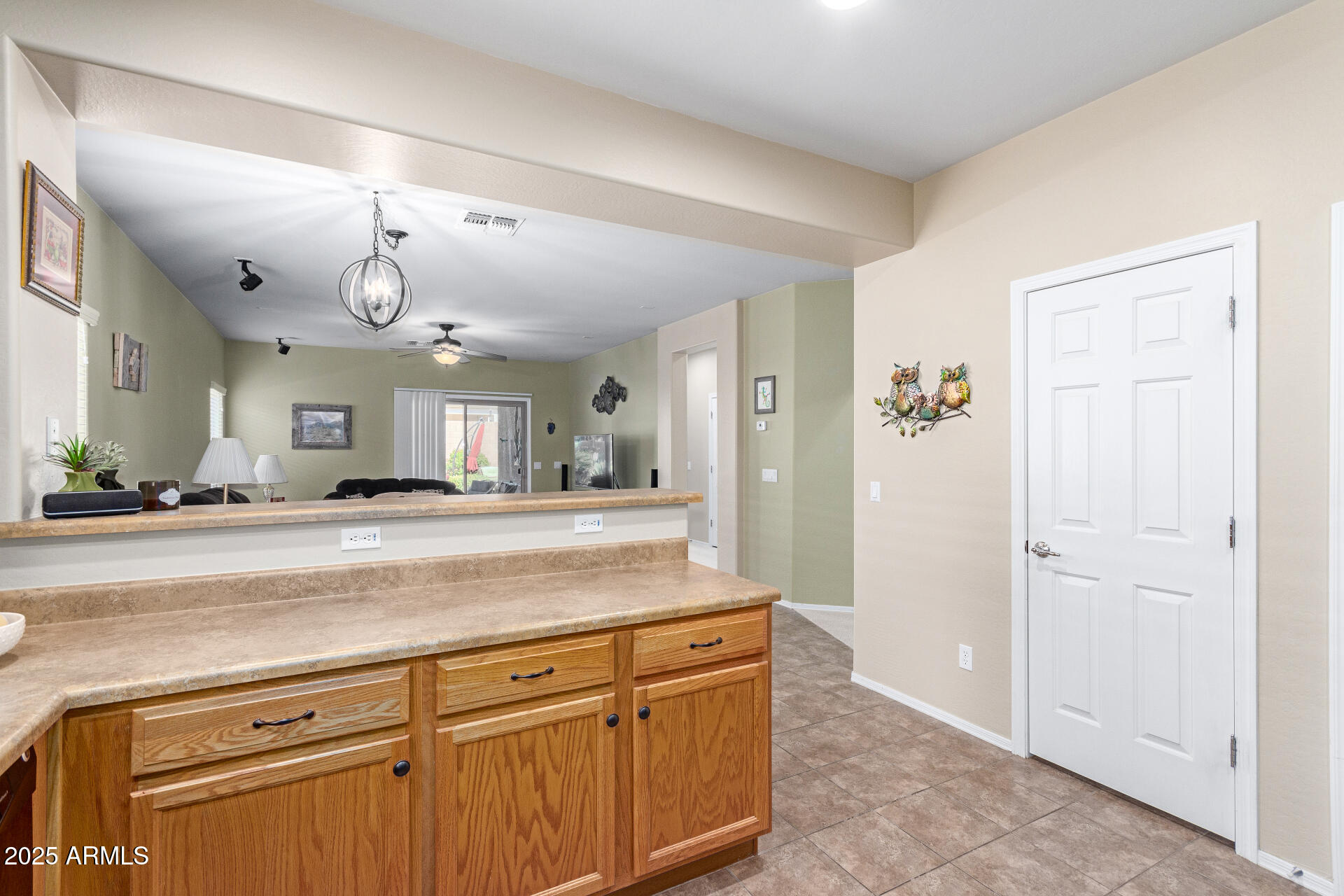 7240 W MILLERTON Way