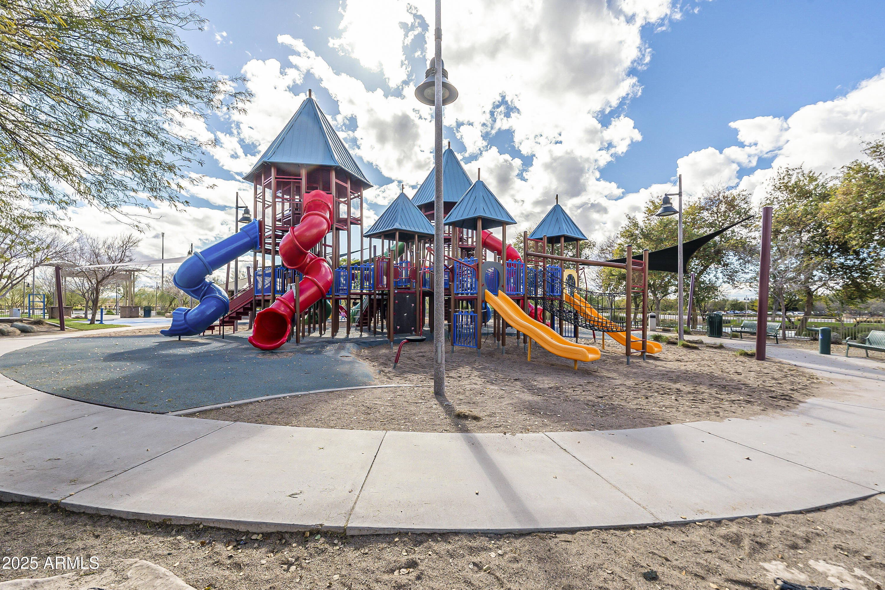 7240 W MILLERTON Way