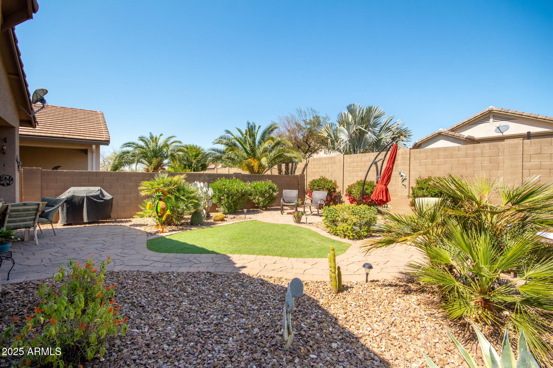 7240 W MILLERTON Way