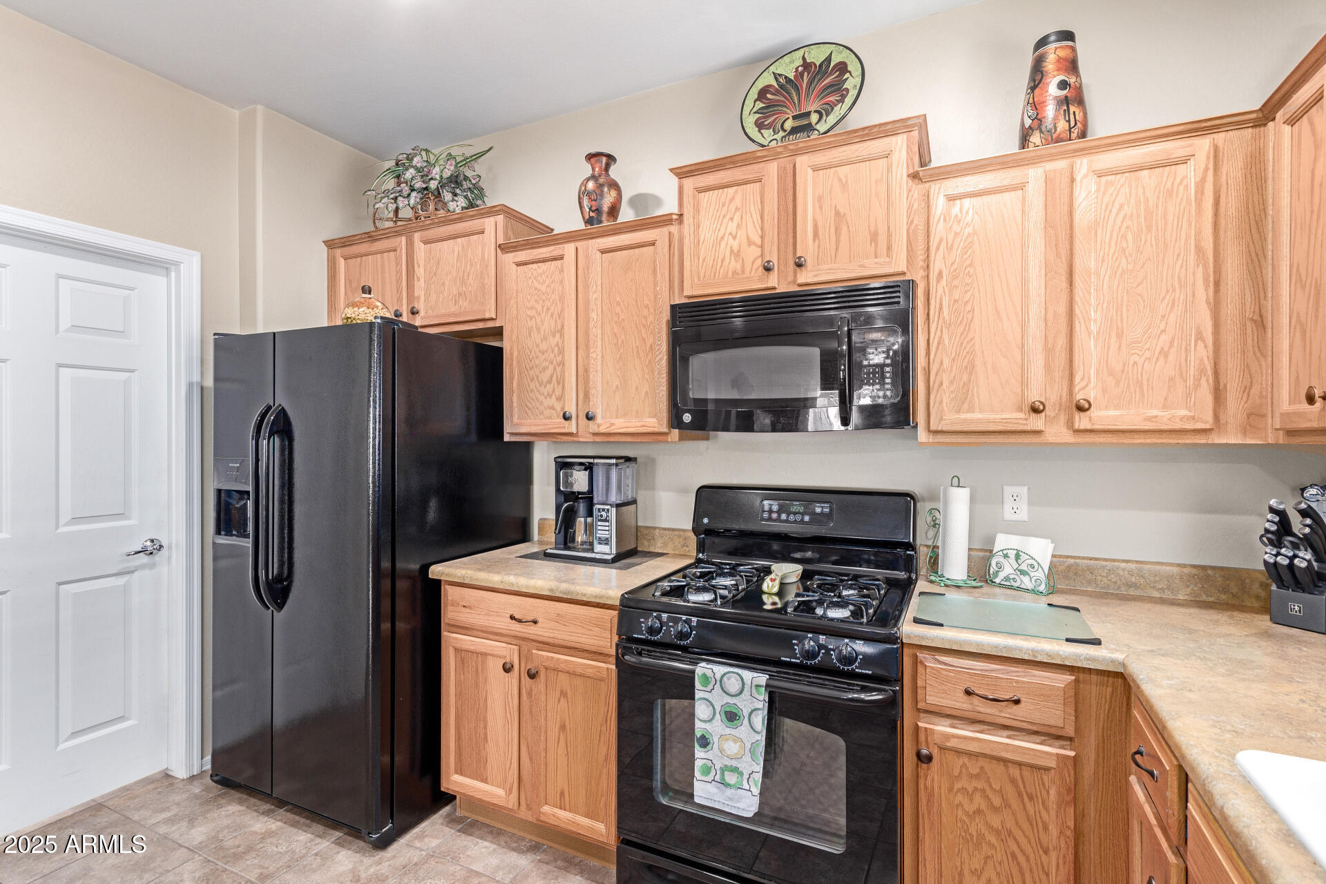 7240 W MILLERTON Way