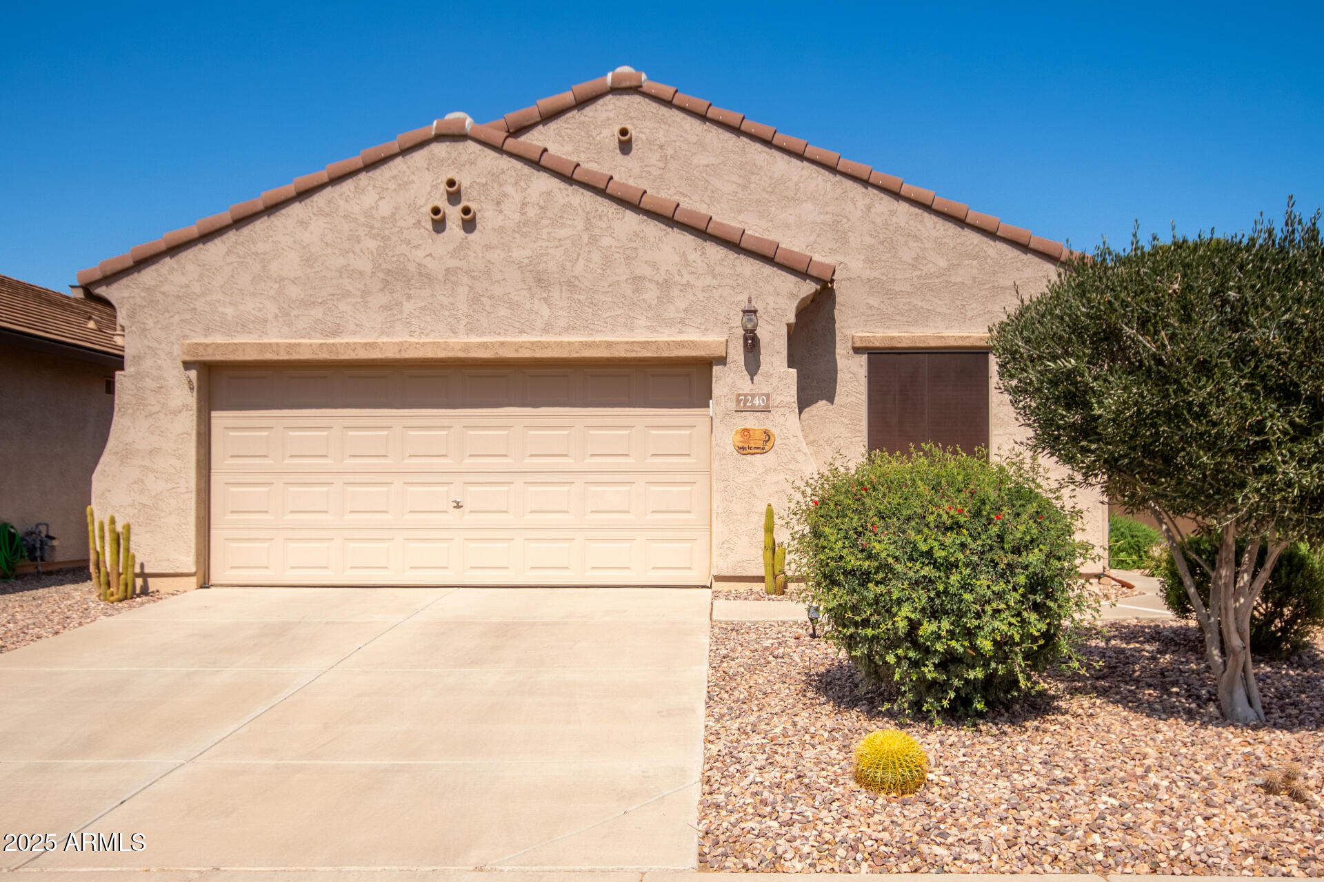 7240 W MILLERTON Way