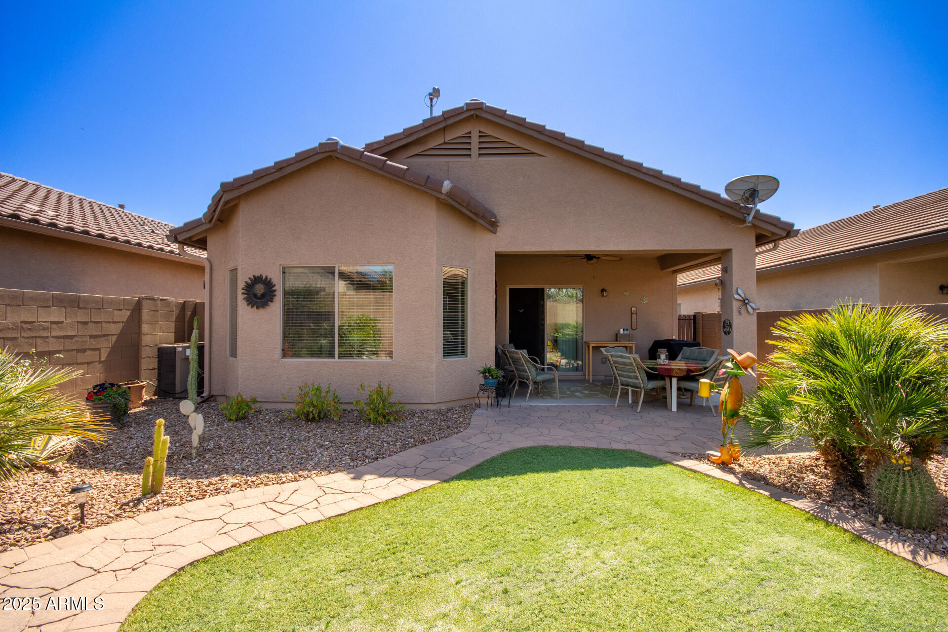 7240 W MILLERTON Way