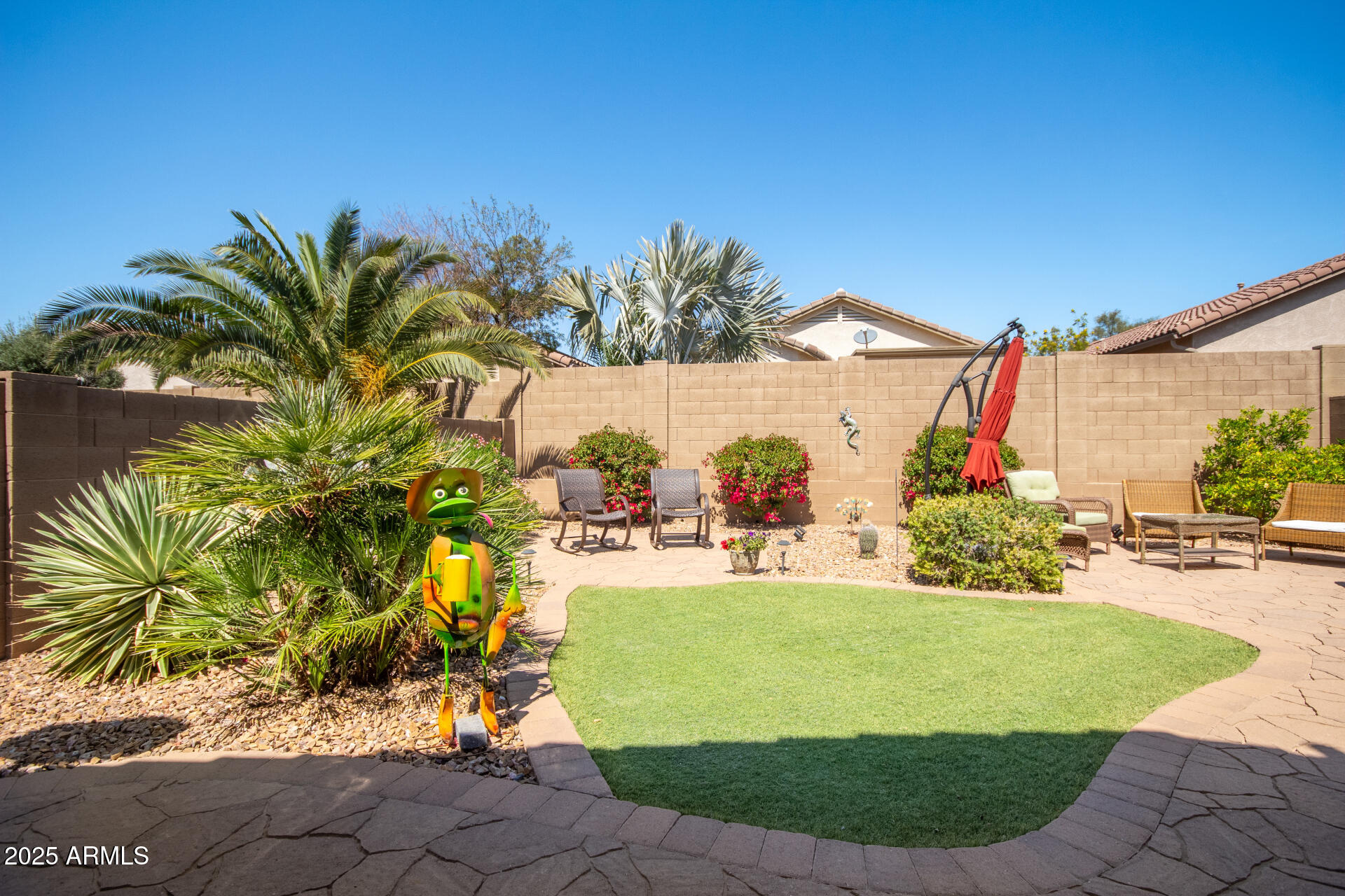 7240 W MILLERTON Way