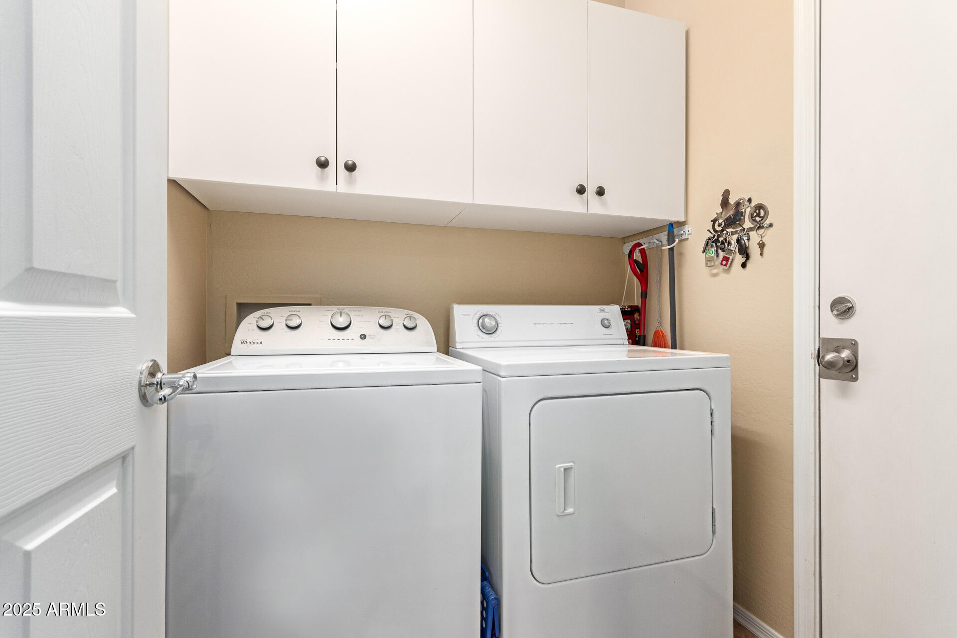 7240 W MILLERTON Way