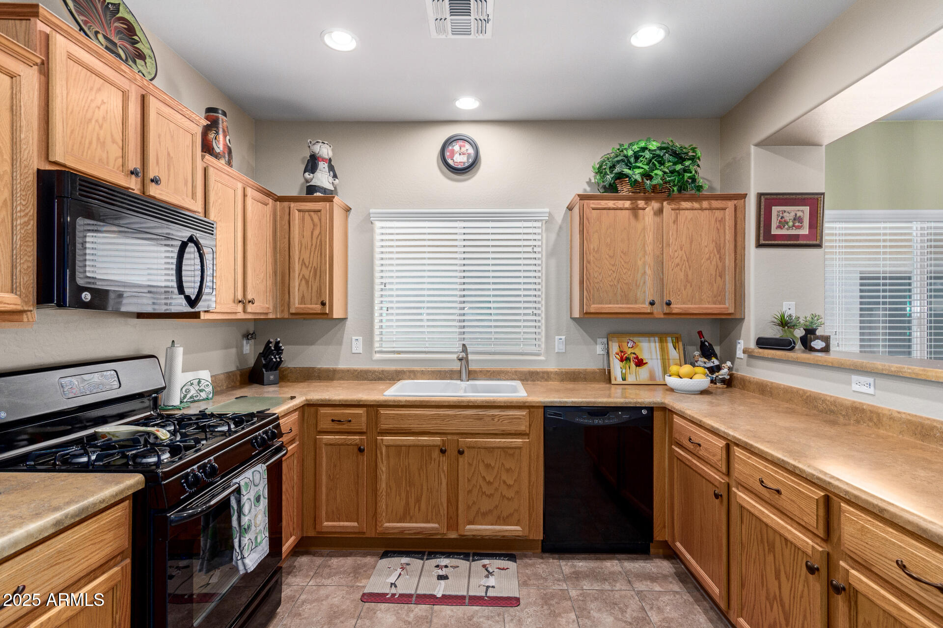 7240 W MILLERTON Way