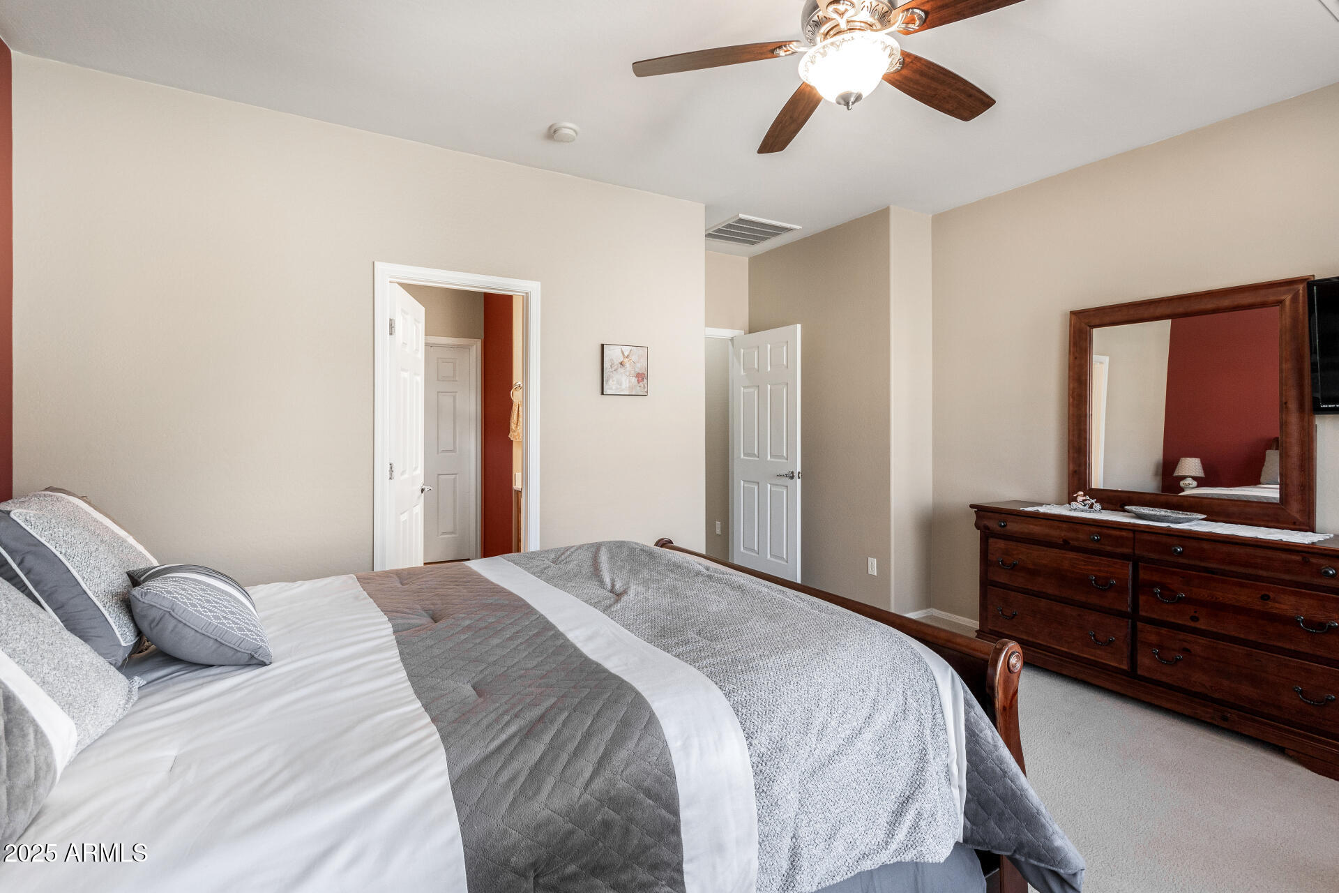 7240 W MILLERTON Way