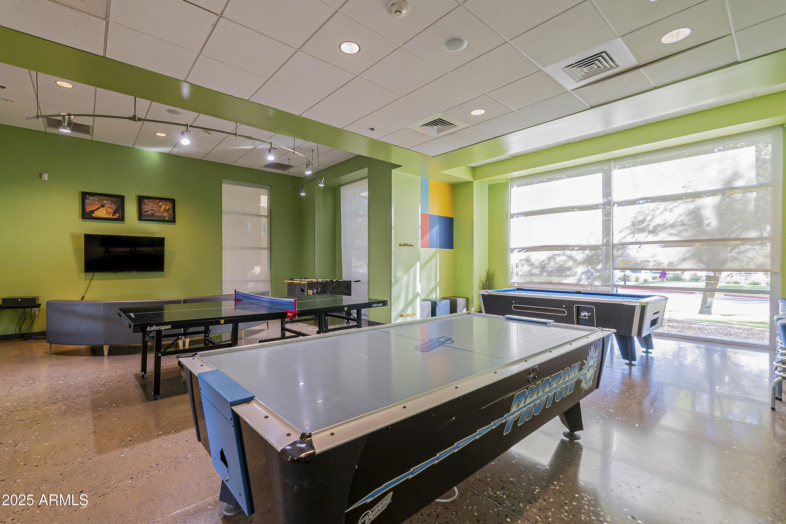 7240 W MILLERTON Way