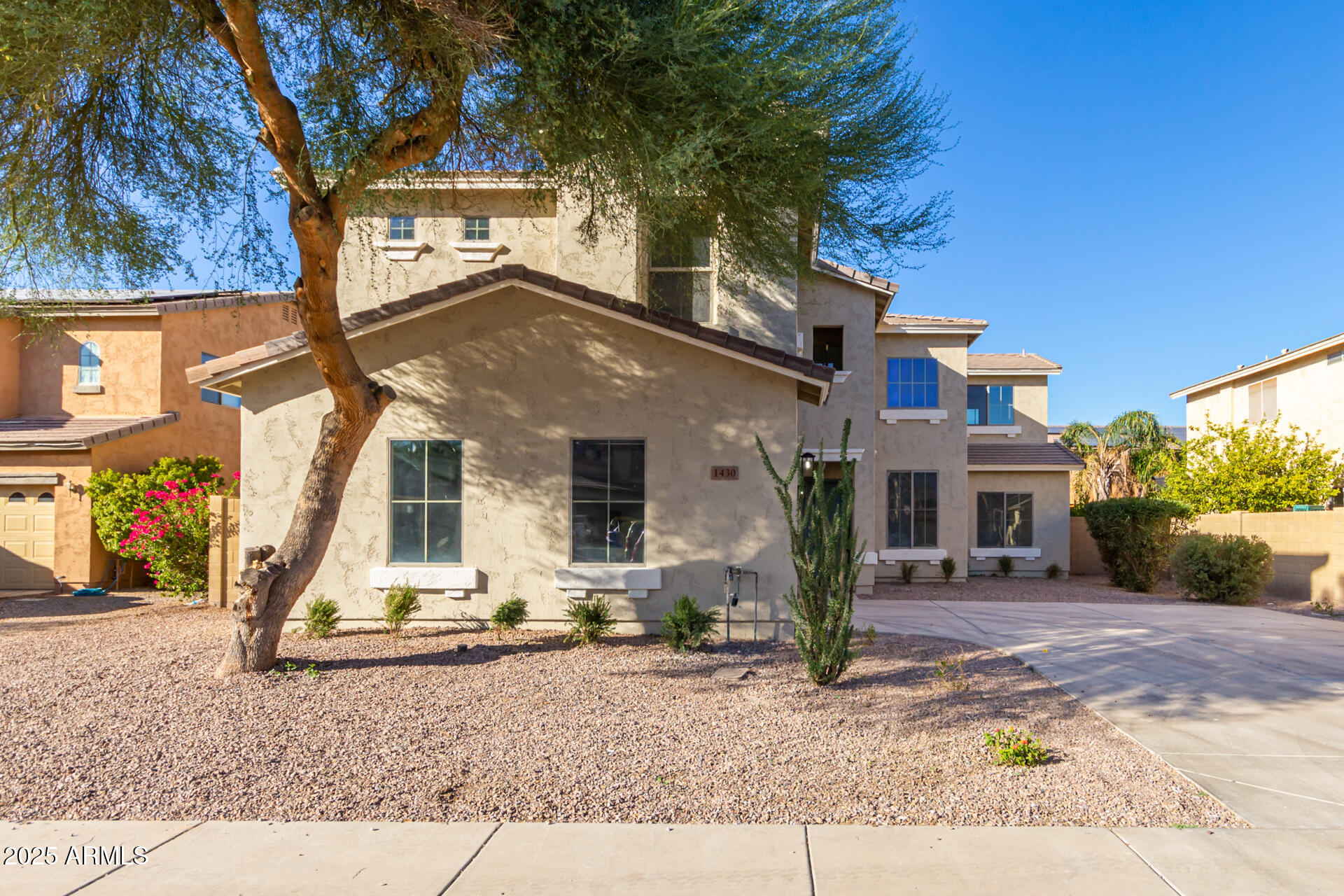 1430 E Douglas Street