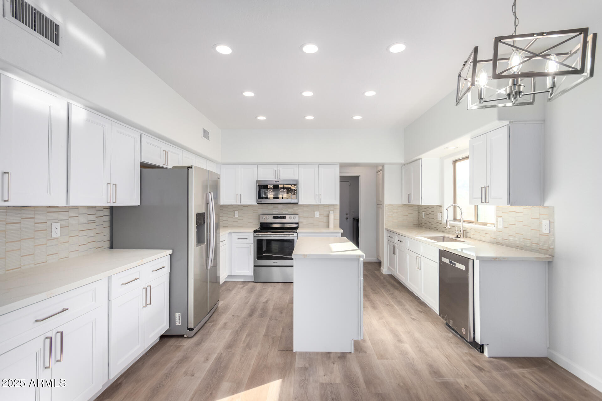 1430 E Douglas Street