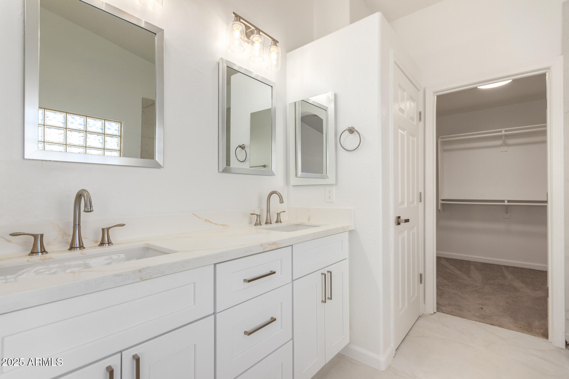 1430 E Douglas Street