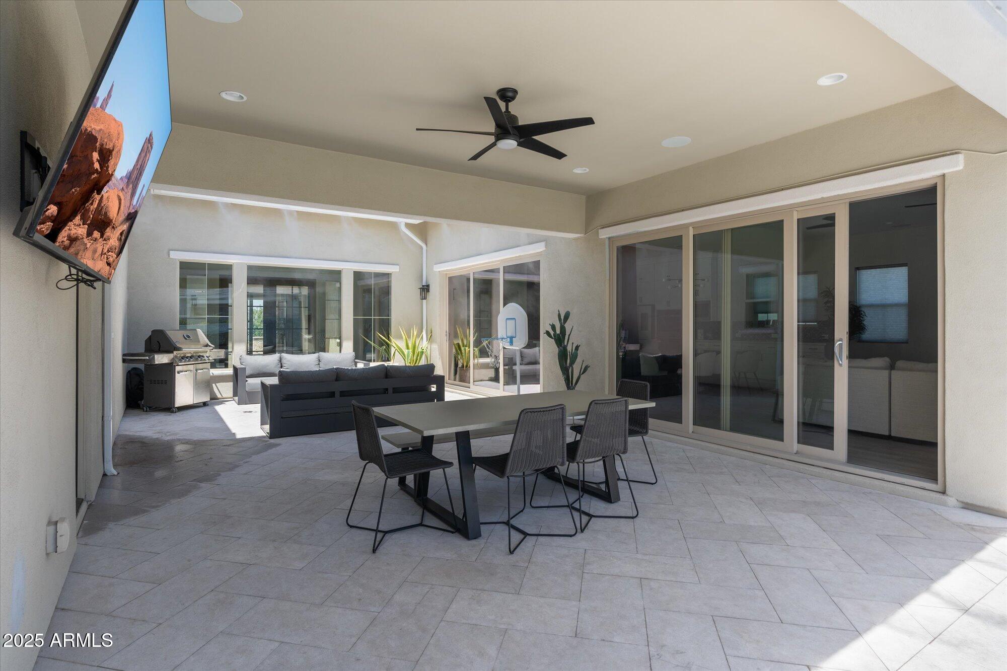 4115 E PRESCOTT Place