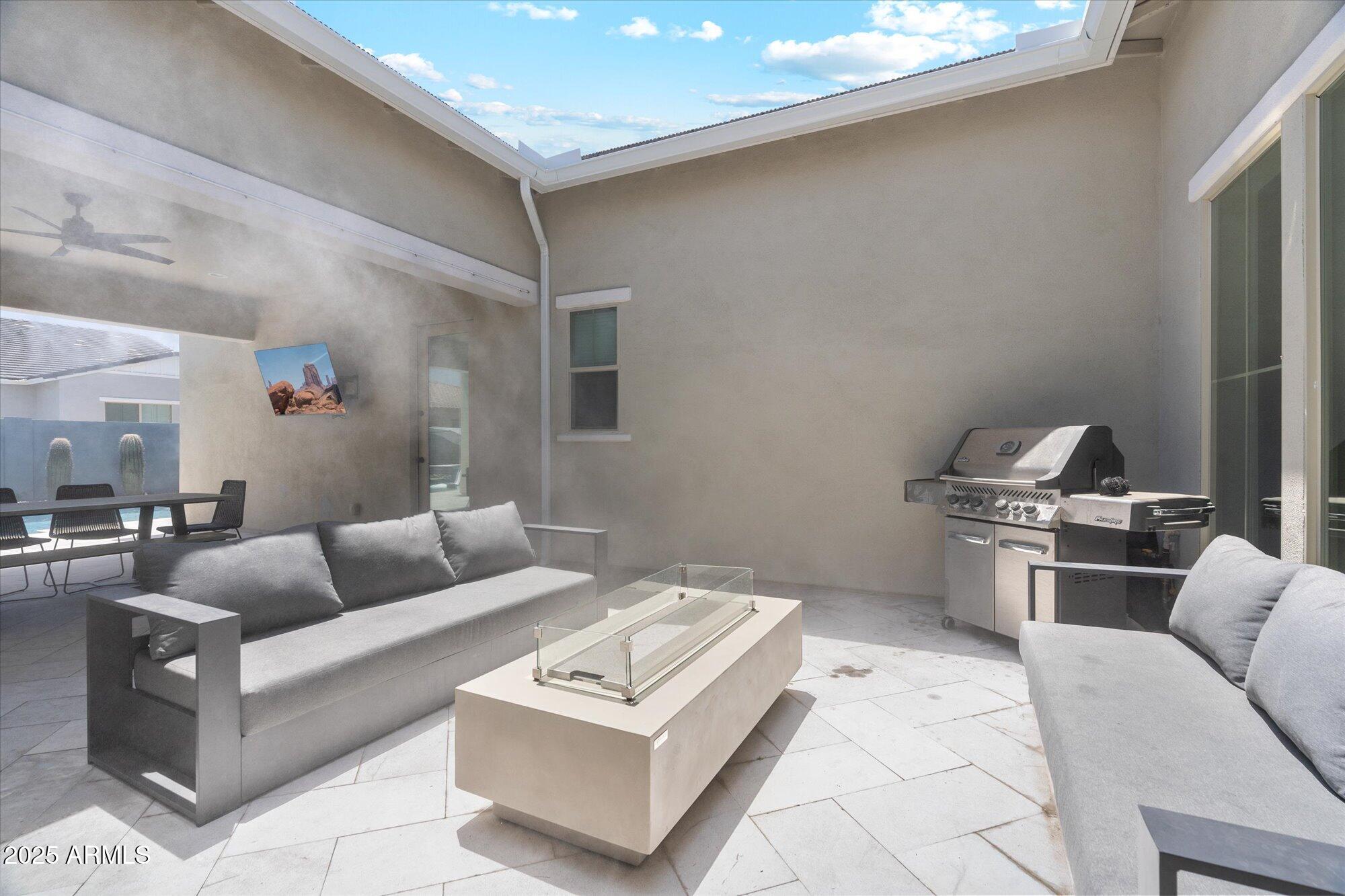 4115 E PRESCOTT Place