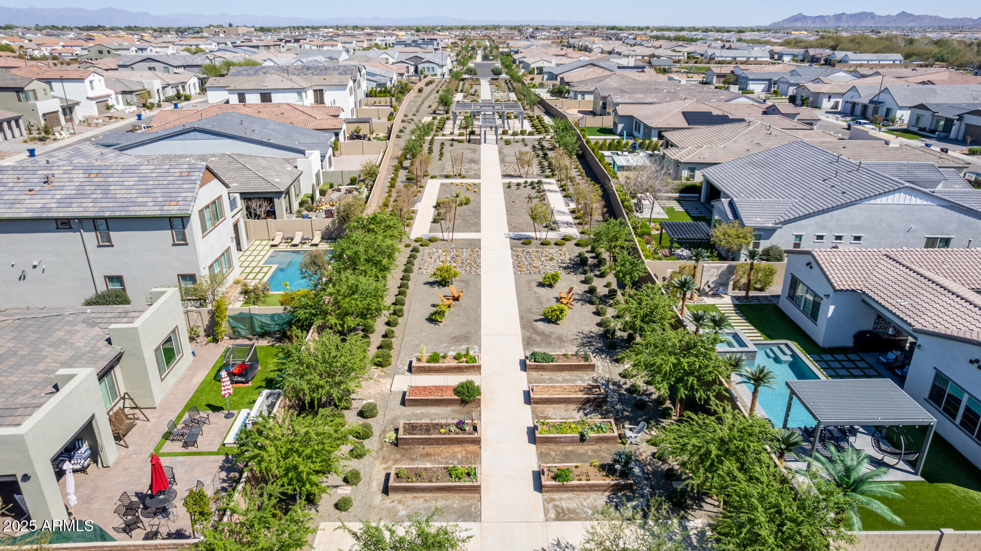 4115 E PRESCOTT Place