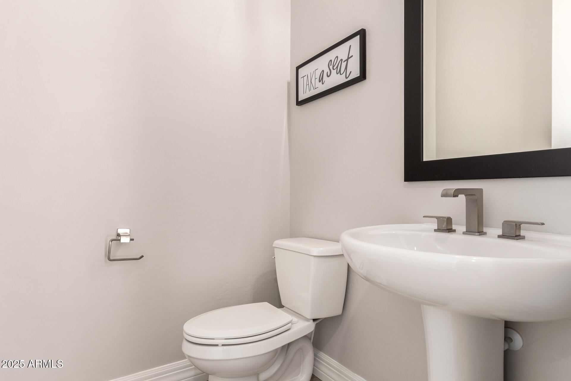 4115 E PRESCOTT Place