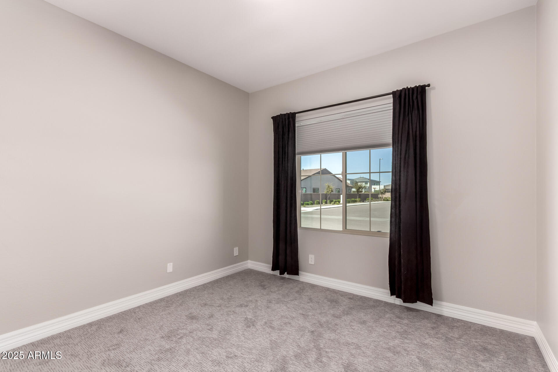 4115 E PRESCOTT Place