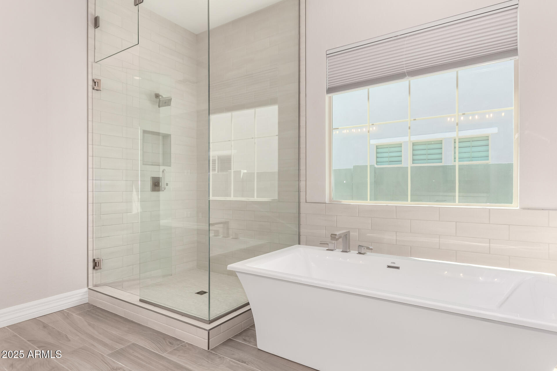 4115 E PRESCOTT Place