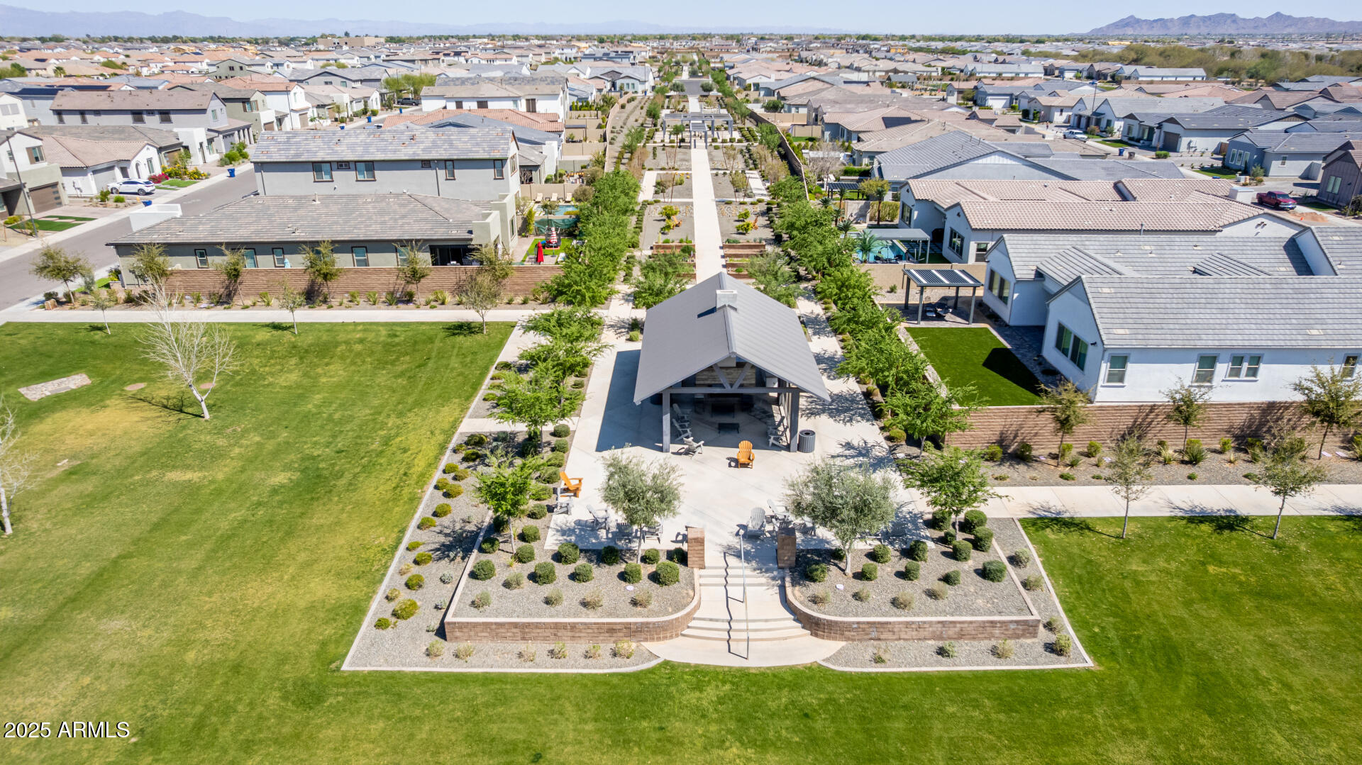 4115 E PRESCOTT Place