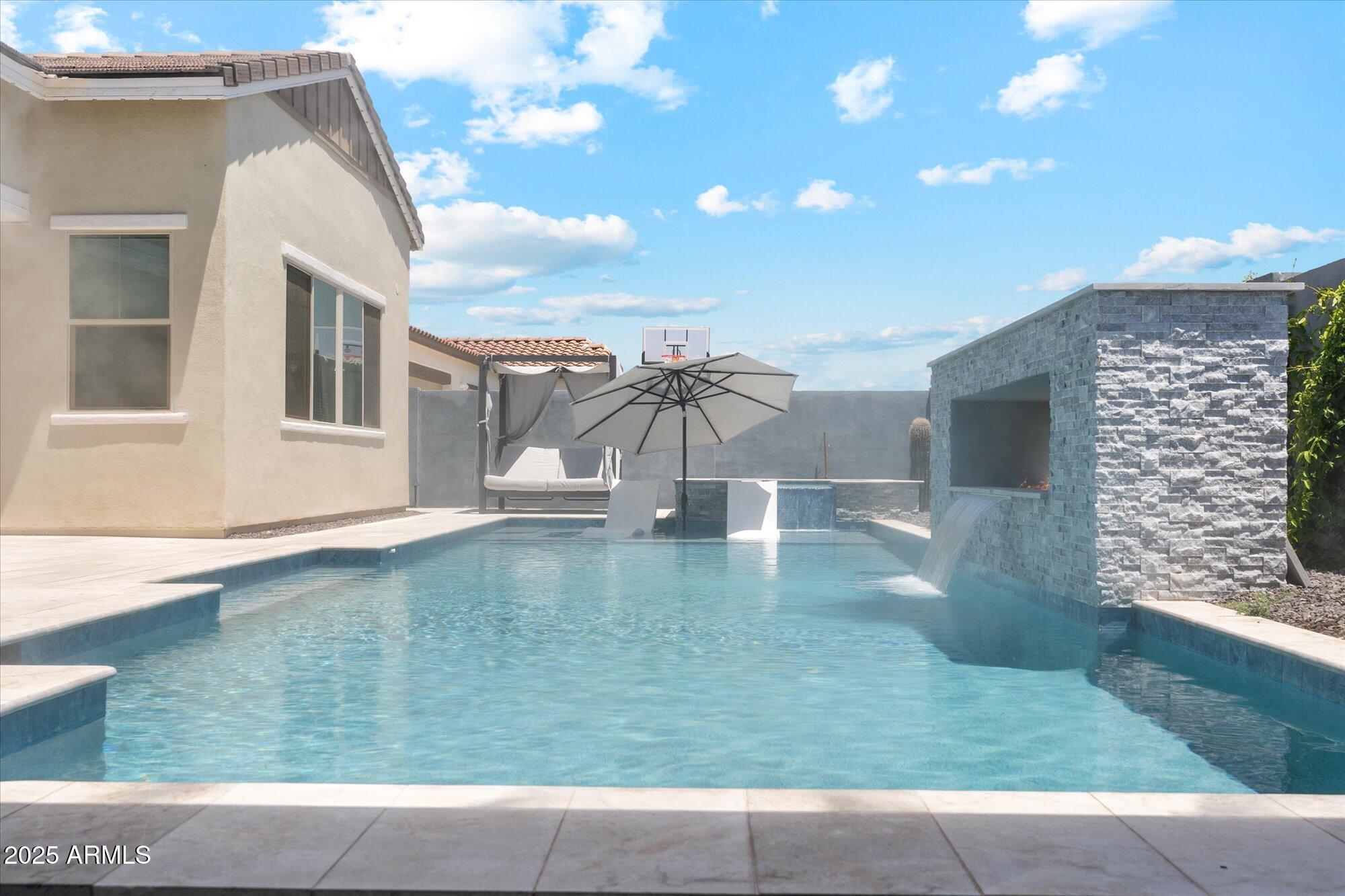 4115 E PRESCOTT Place