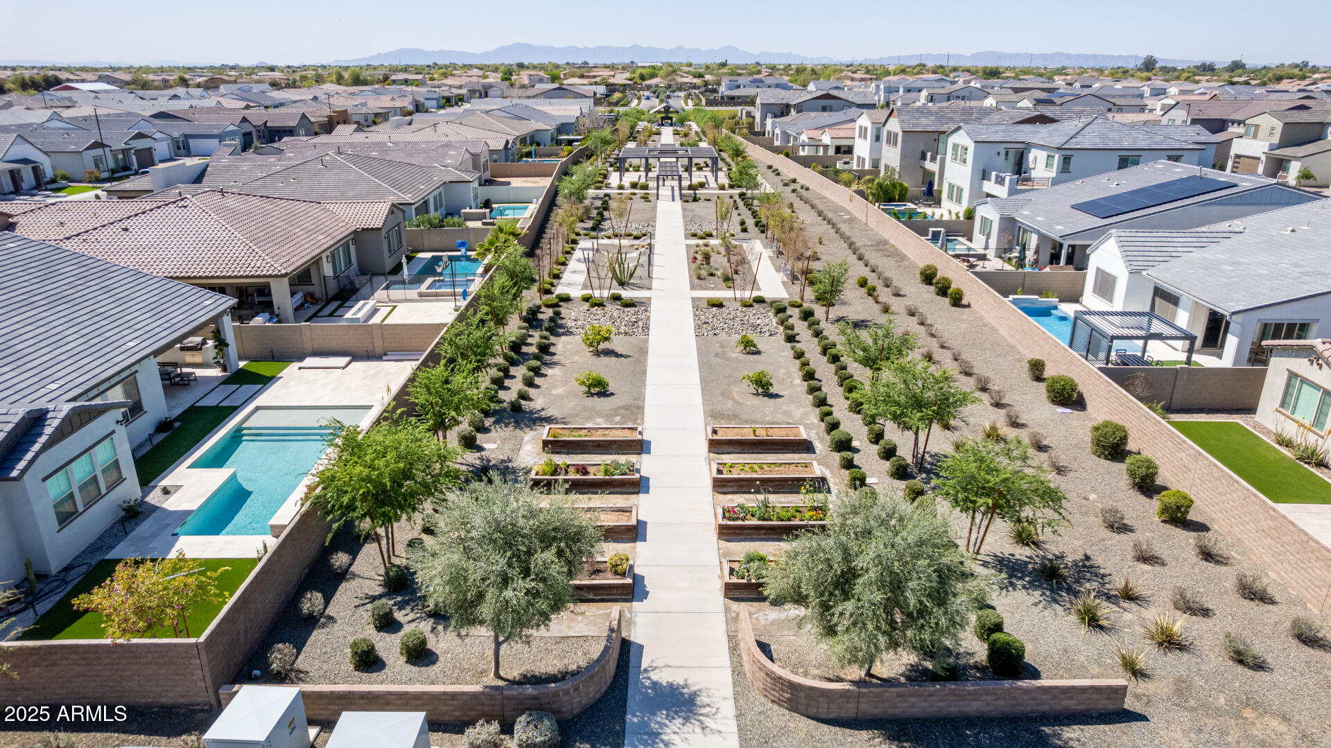 4115 E PRESCOTT Place