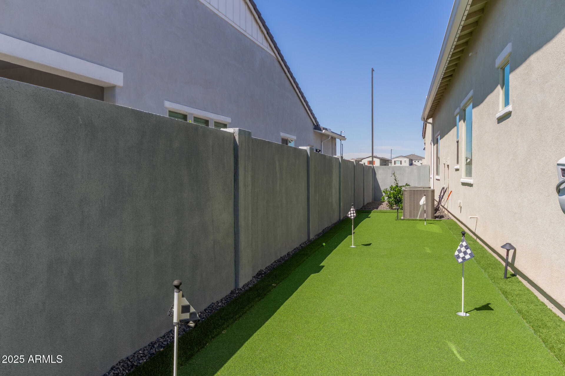 4115 E PRESCOTT Place