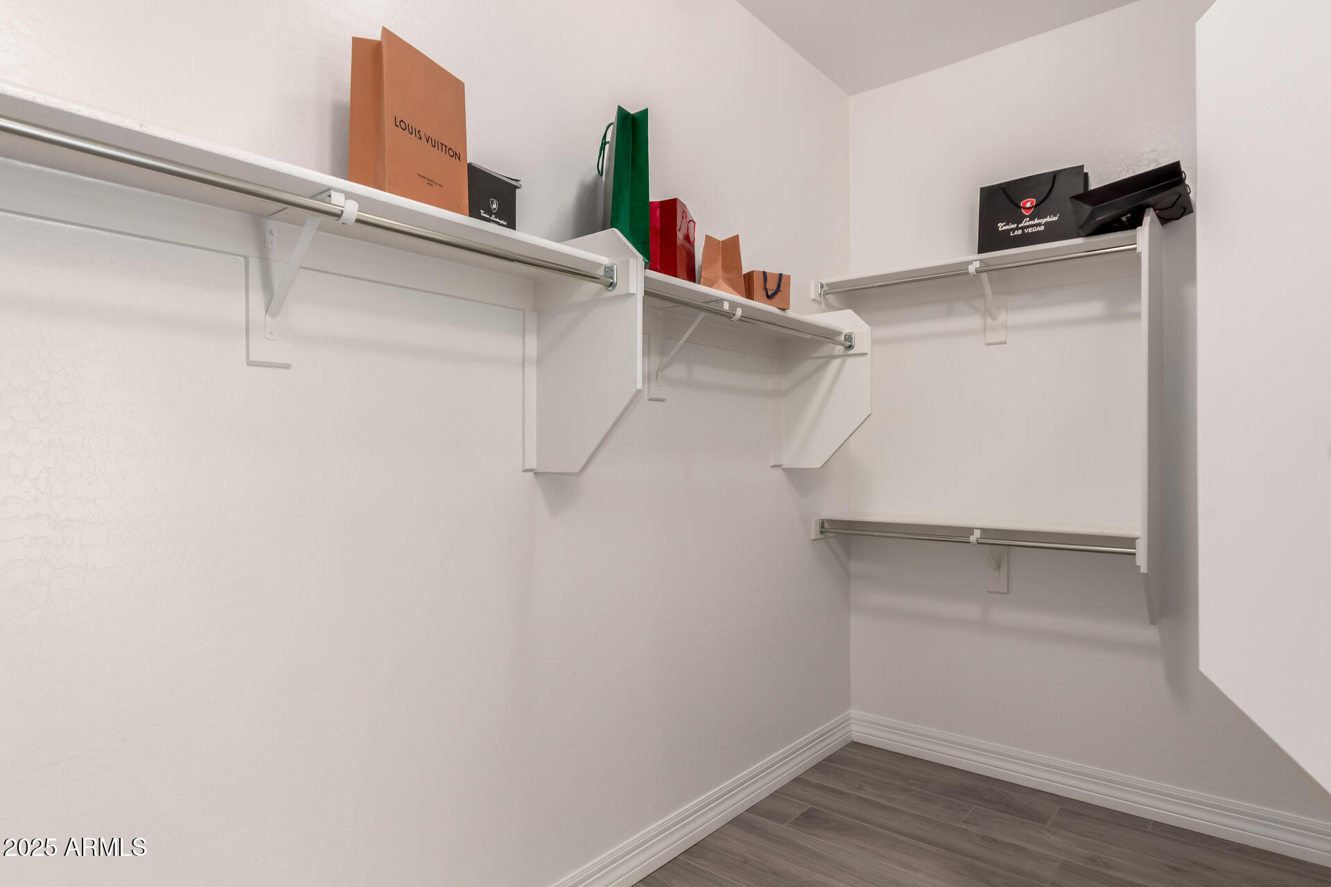 4115 E PRESCOTT Place