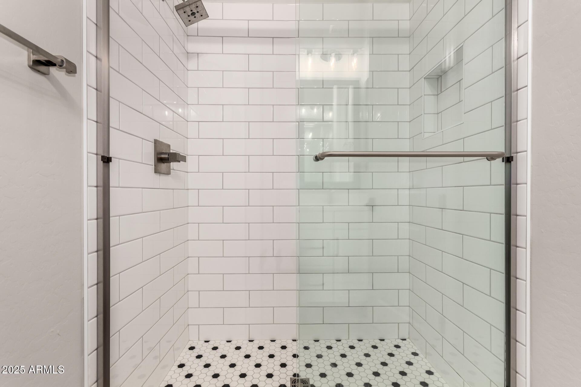 4115 E PRESCOTT Place