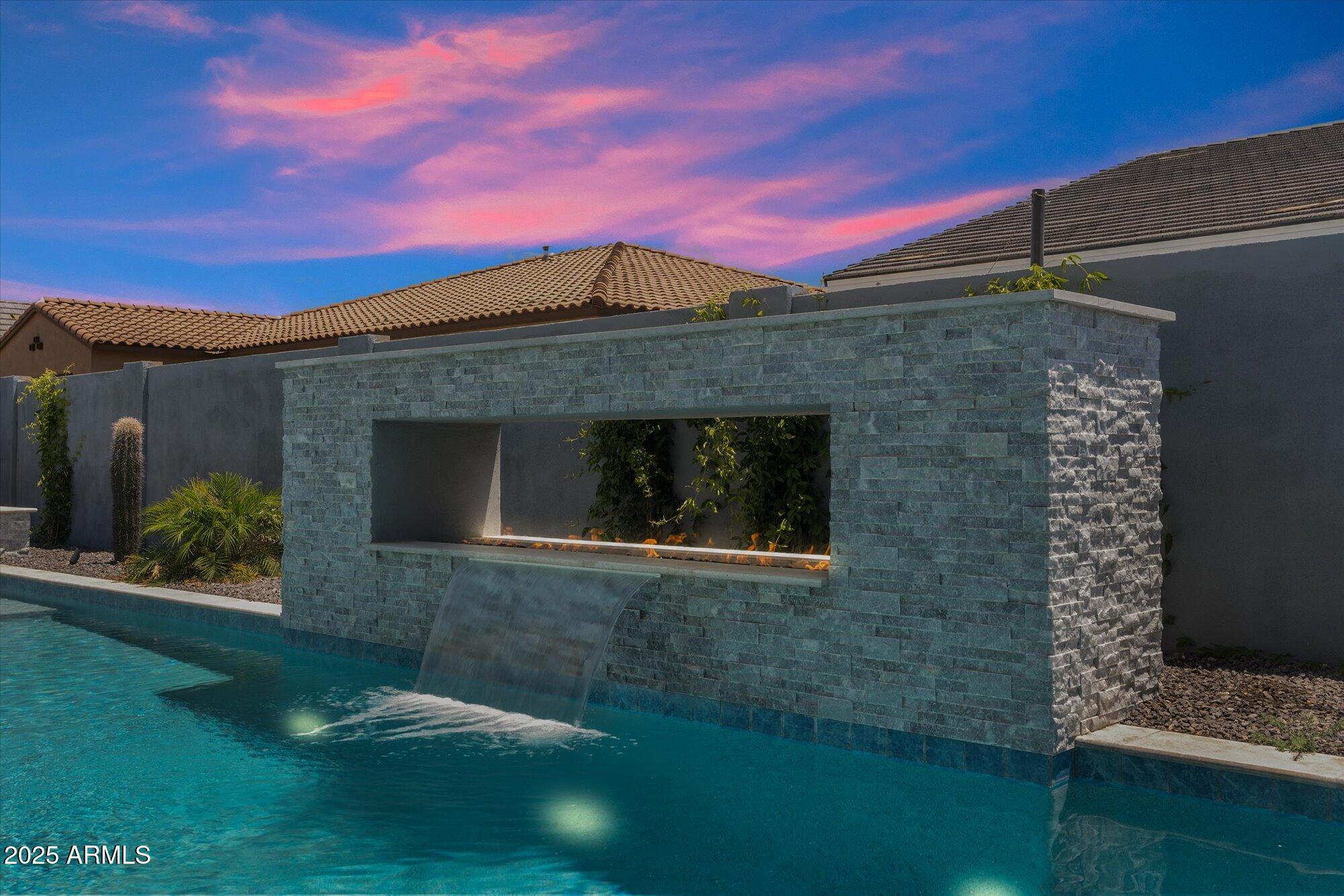 4115 E PRESCOTT Place